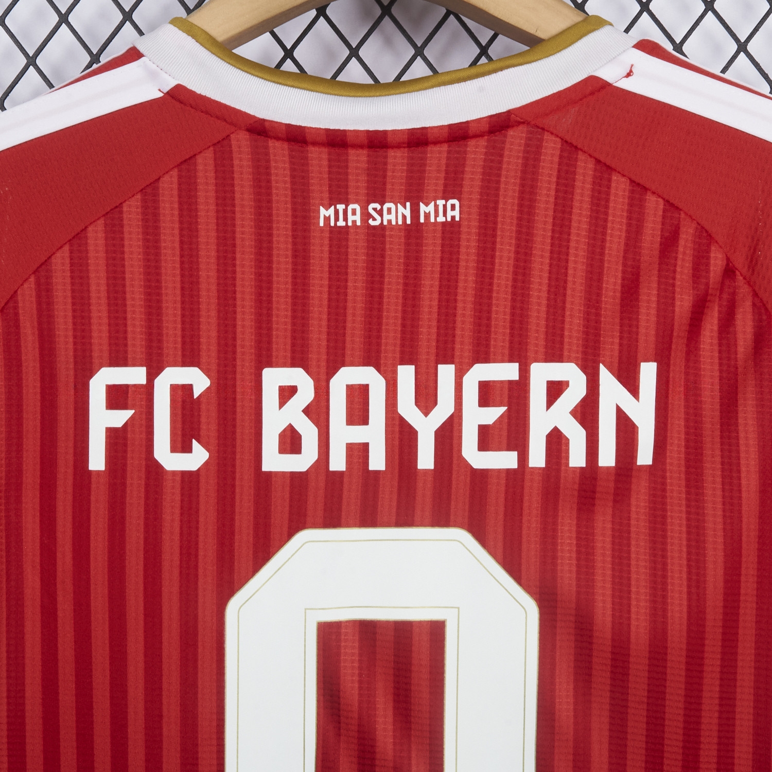 Bayern Munich 26-27 Home Red Jersey - Fans Version - UnitedFutballJersey
