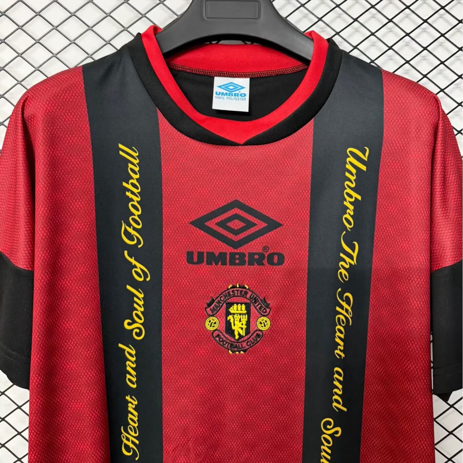 Retro Manchester United 1994-95 Red Training Jersey - UnitedFutballJersey