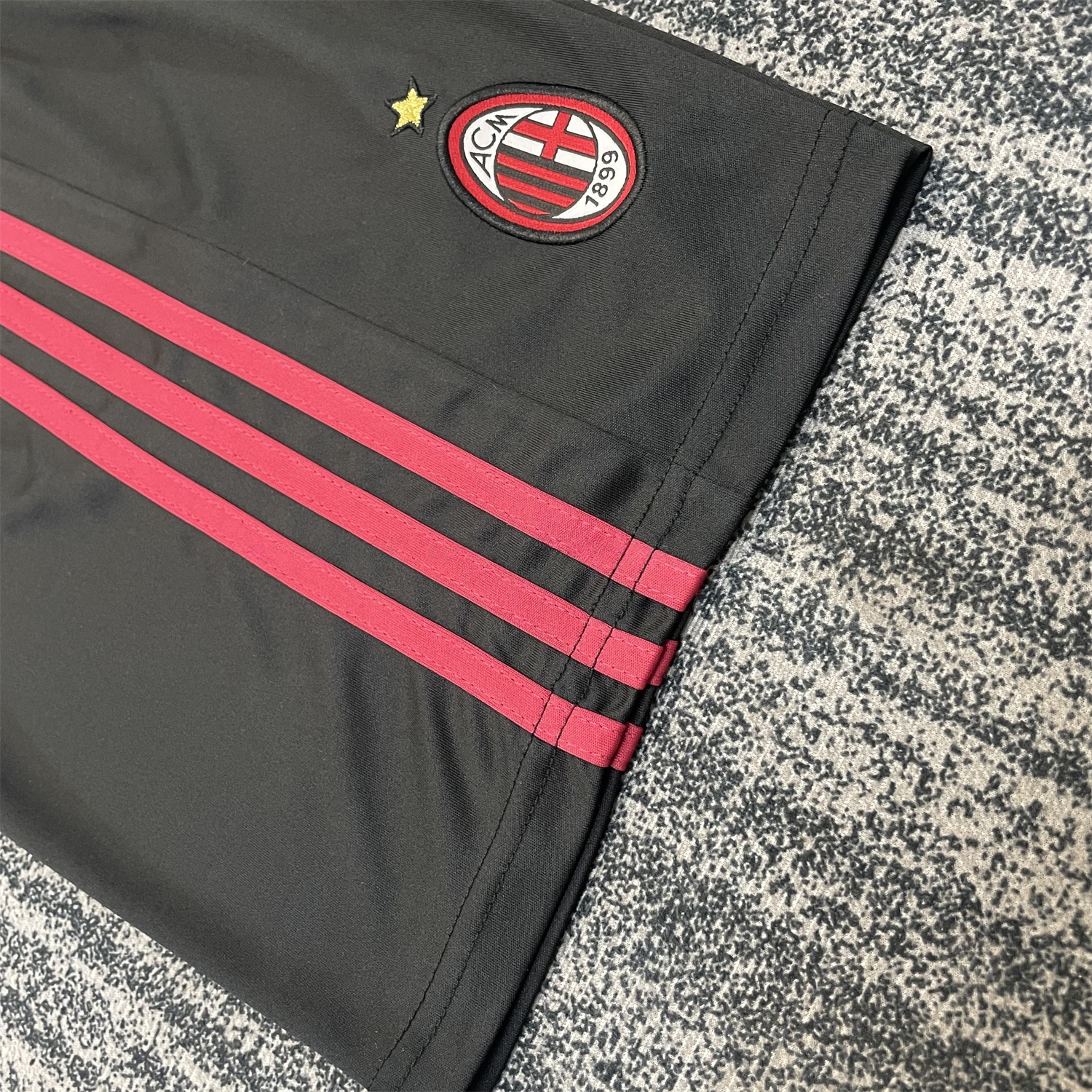 Retro AC Milan 2009-10 Home Red Kids Kit - UnitedFutballJersey