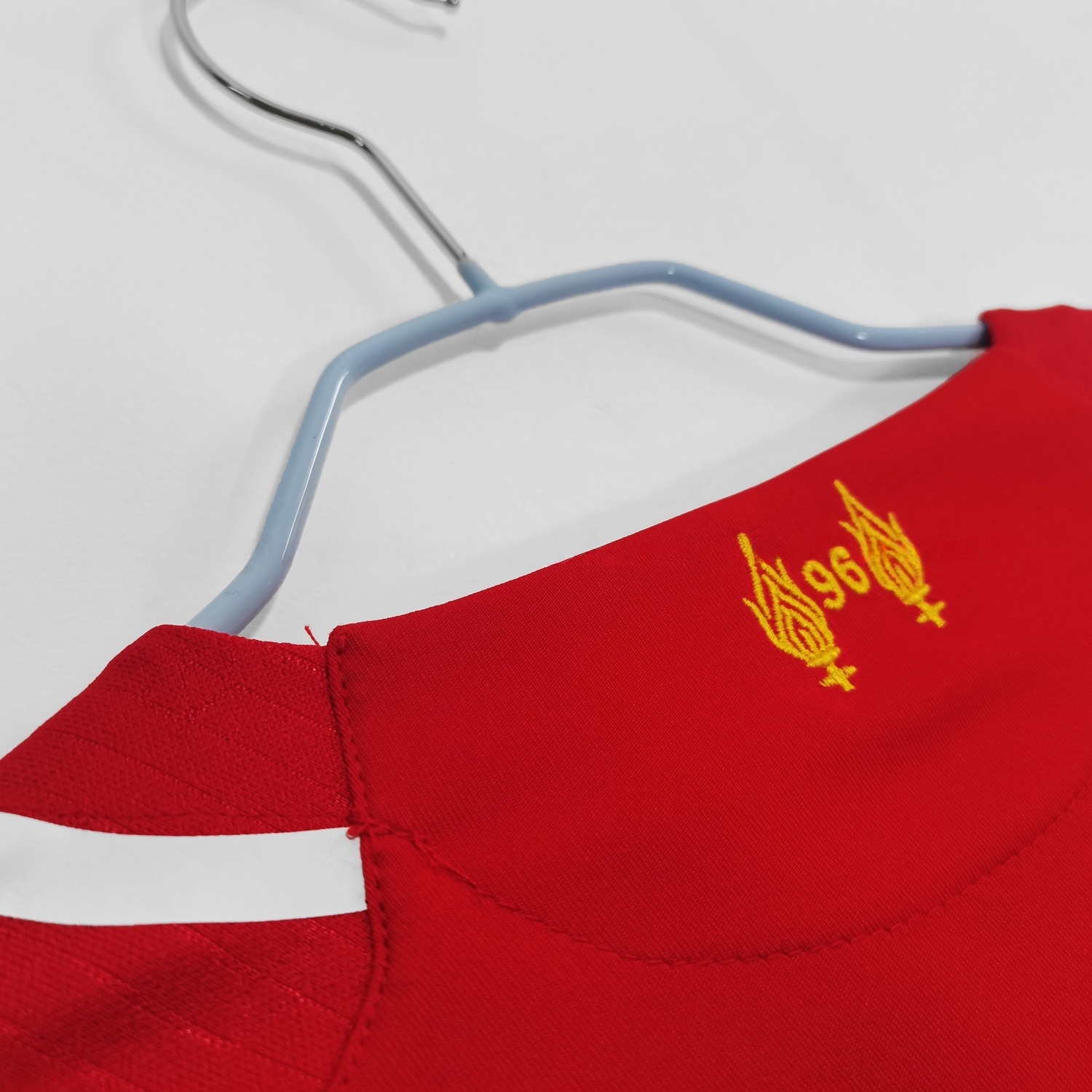 Retro Liver.pool 2014-15 Home Jersey - UnitedFutballJersey