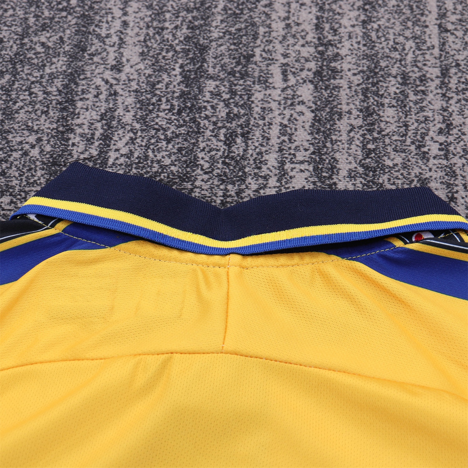 Retro Parma 1999-00 Home Kids Kit - UnitedFutballJersey