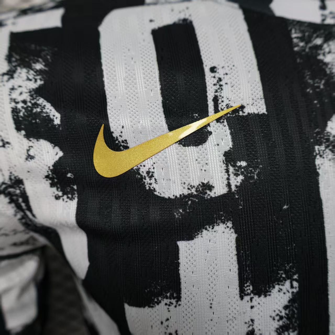 2025/2026 Barcelona Player Version Special Edition 20 Football Jersey 1:1 Thai quality