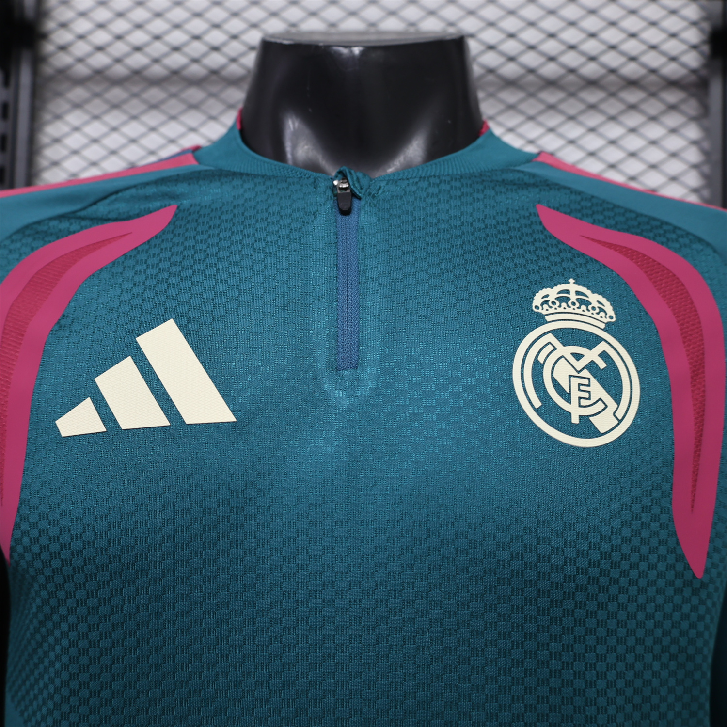 Real Madrid 26-27 Dark Green Long Sleeves Training Jersey - Player Version - UnitedFutballJersey