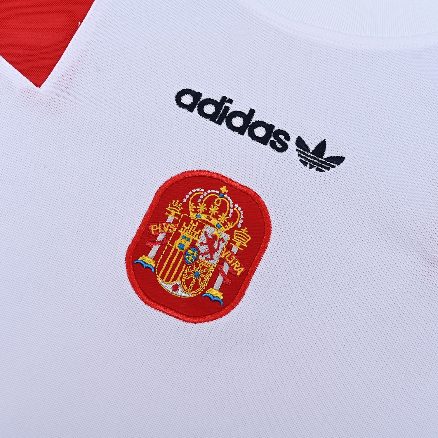 Spain 2026 Originals Trefoil Short-Sleeve Training Set - White Top & Deep Blue Shorts - UnitedFutballJersey