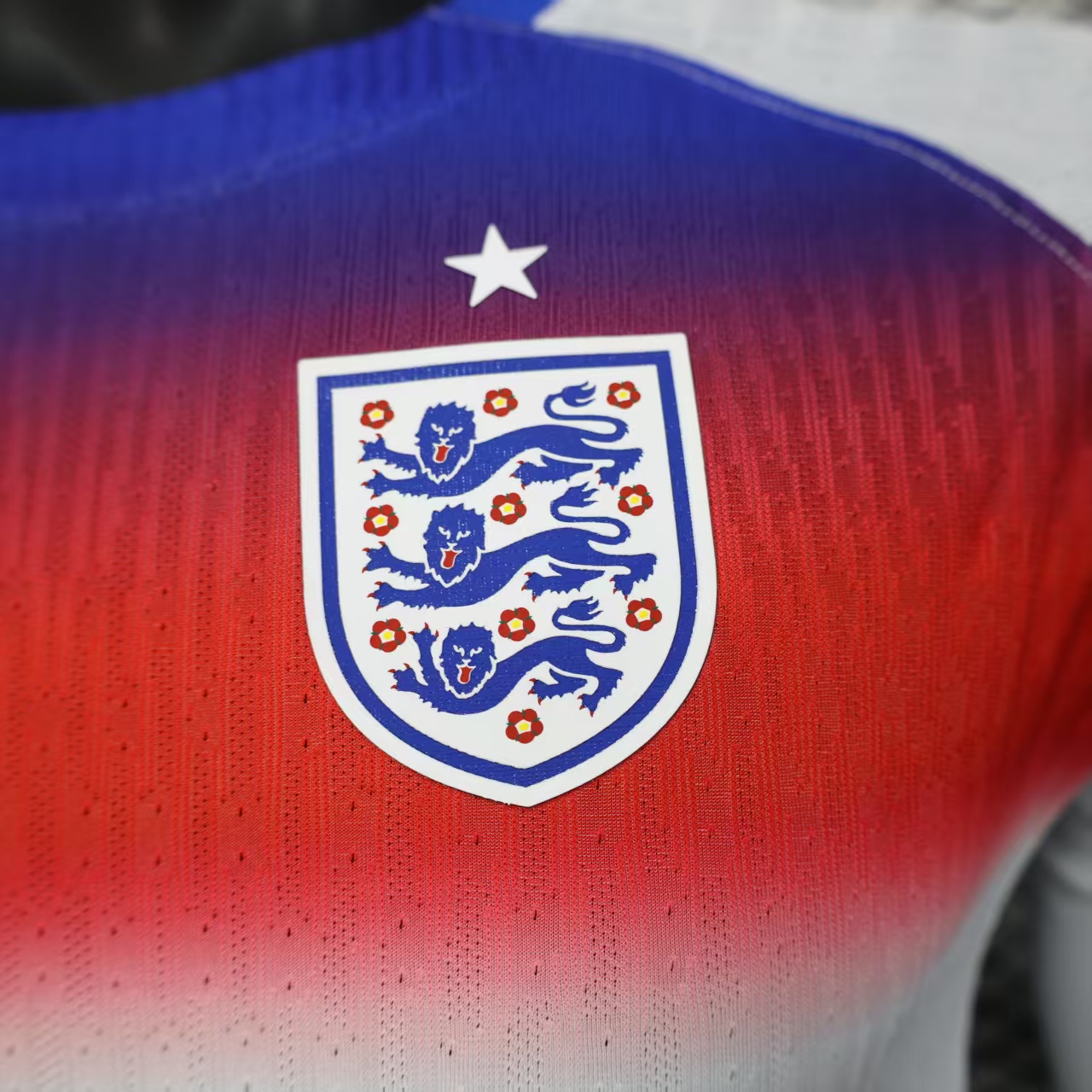 2025/2026 Long Sleeve Player Version England Home Football Jersey 1:1 Thai quality