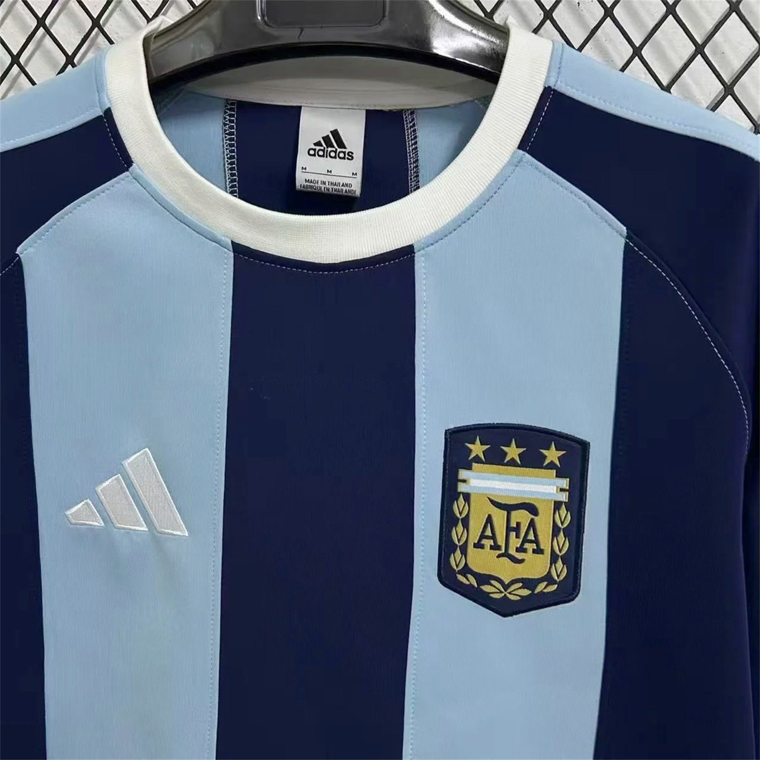 Argentina 25-26 Retro Style Unisex Pullover Hoodie - UnitedFutballJersey