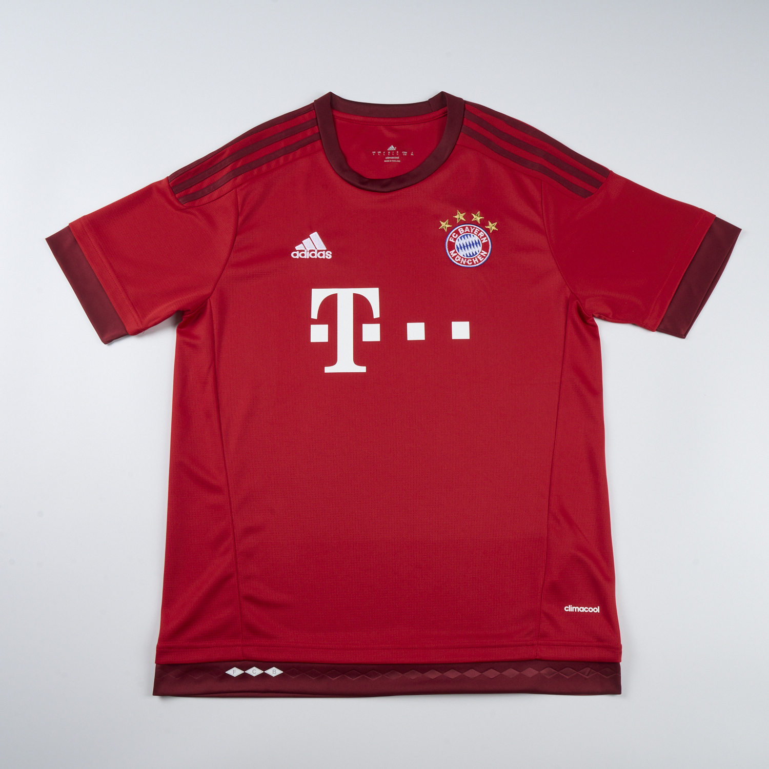 Retro Bayern Munich 2015-16 Home Jersey - UnitedFutballJersey