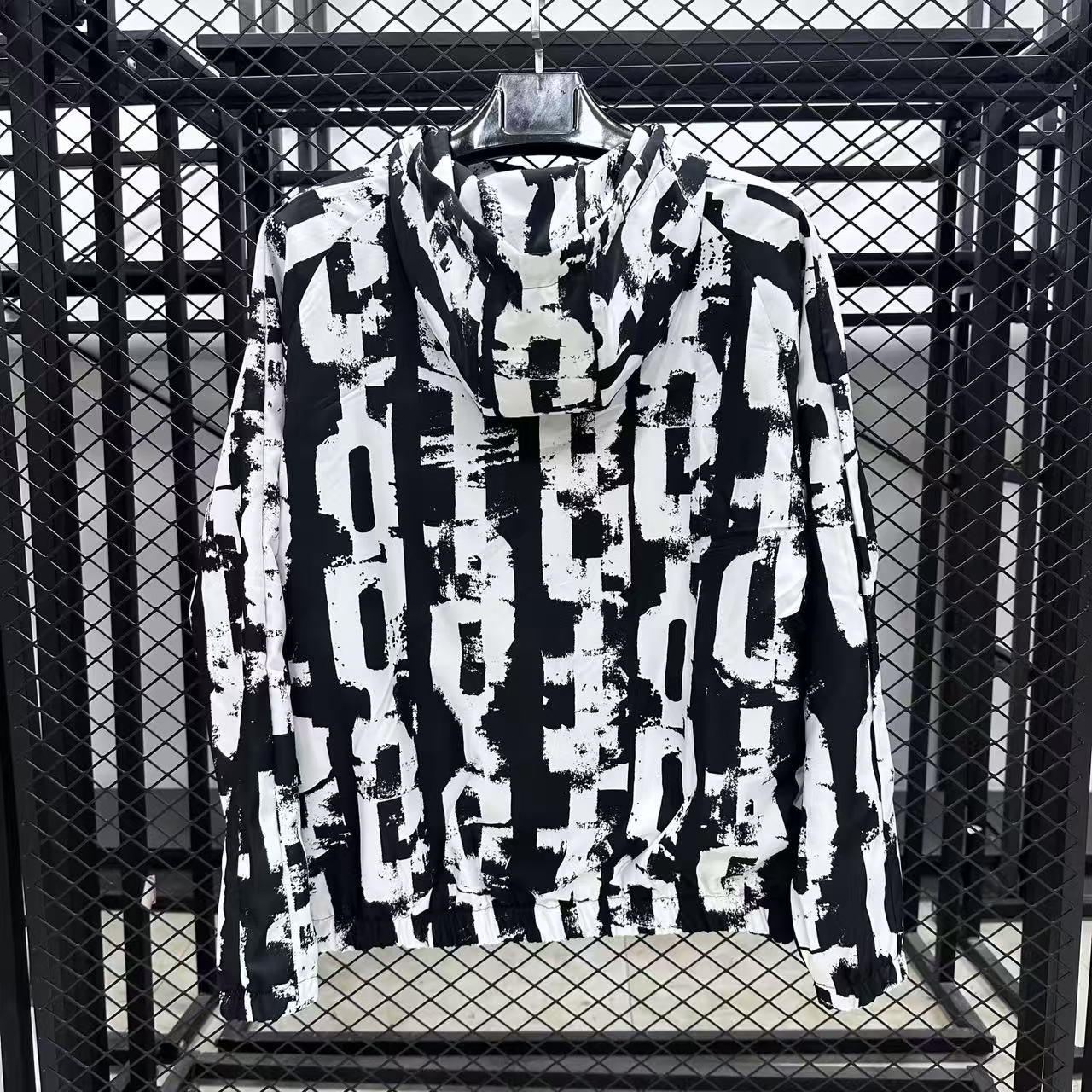 2025/2026 Barcelona Windbreaker Black-White Jersey 1:1 Thai Quality