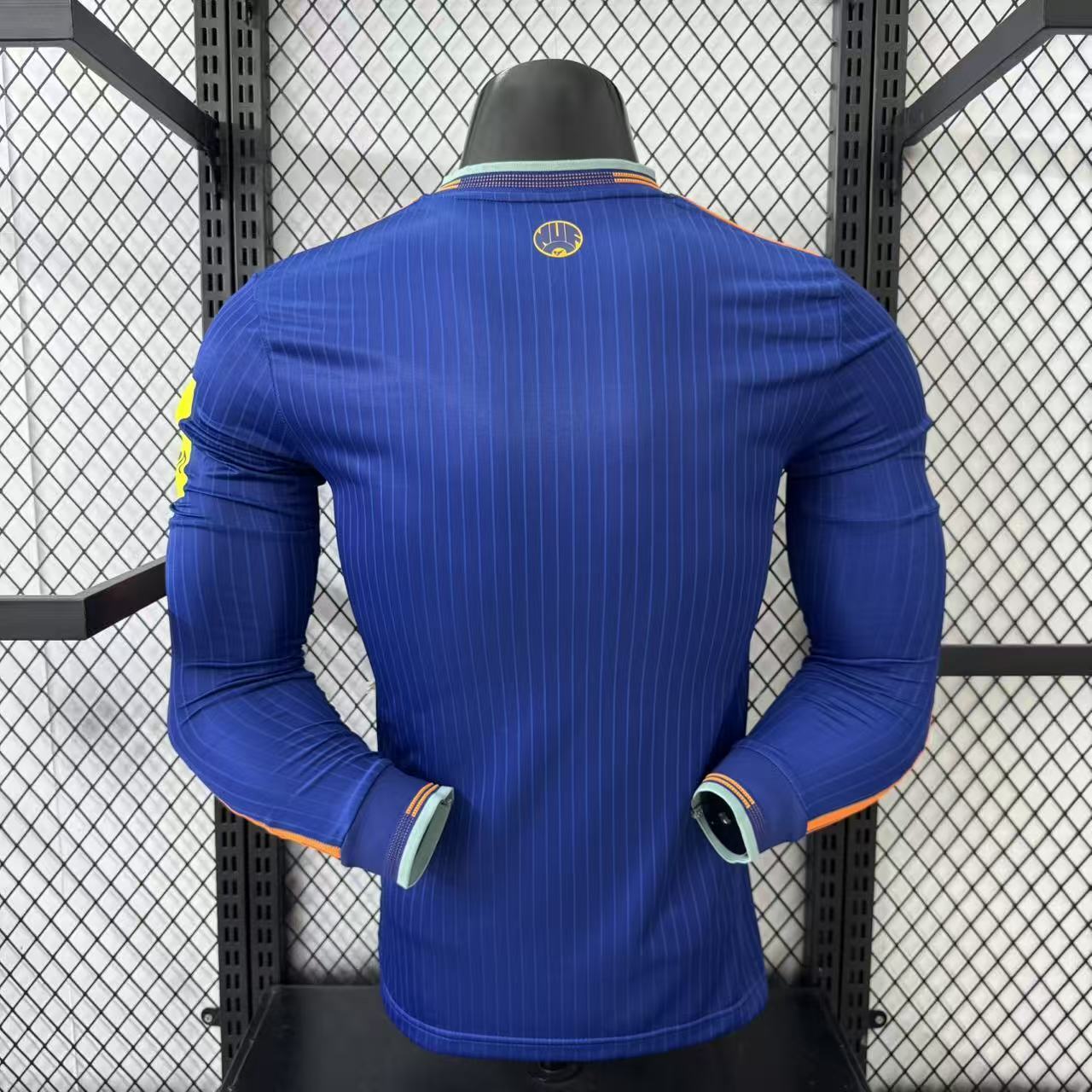 2025/2026 Long Sleeve Player Version Newcastle United Third Away Football Jersey 1:1 Thai Quality