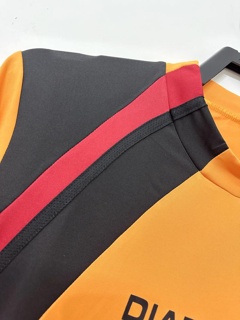 2005-2006 Retro Roma Home Soccer Jersey 1:1 Thai Quality