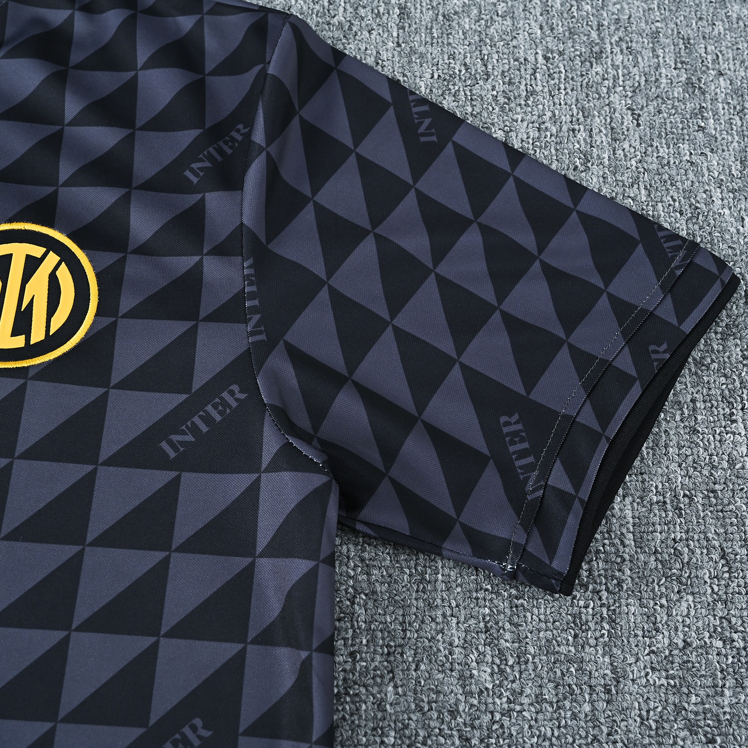 Inter Milan 26-27 Short-Sleeve Training Set - Black Top & Black Shorts - UnitedFutballJersey