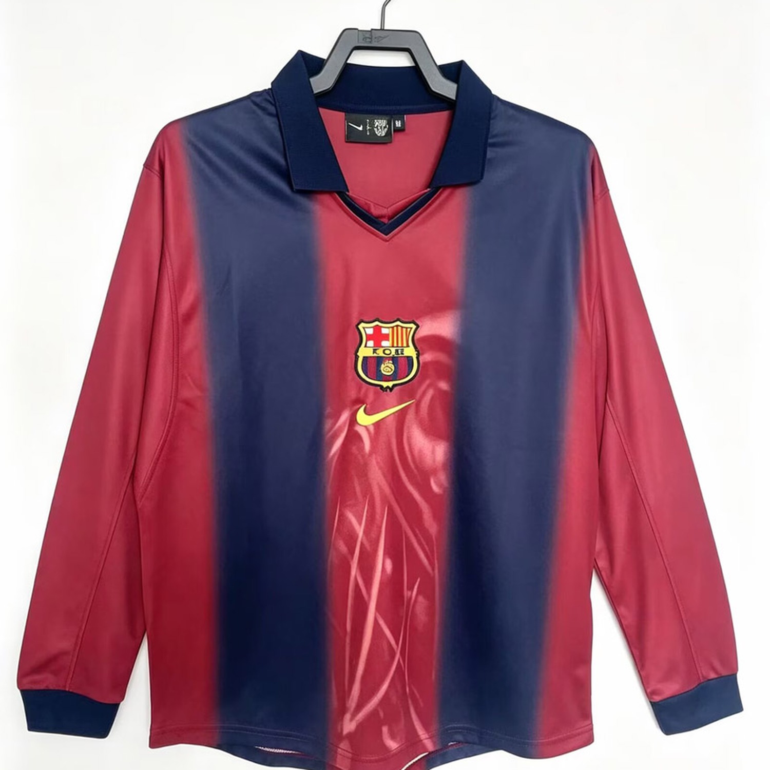 Retro Barcelona 2000-01 x Travis Scott Long Sleeves Jersey - UnitedFutballJersey