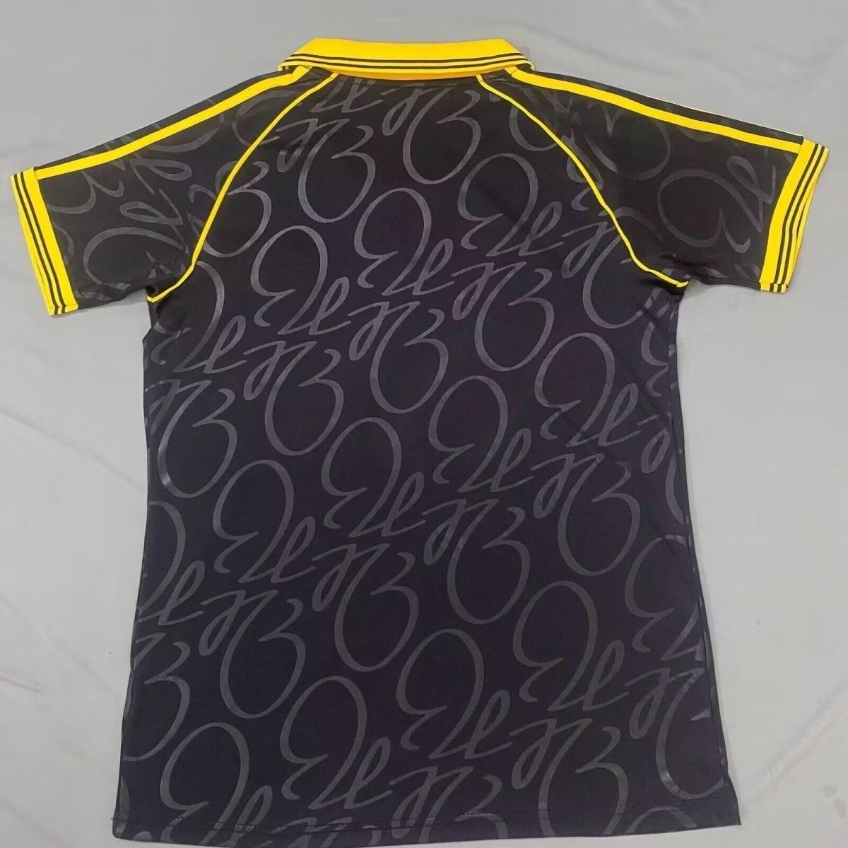 2025/2026 Real Madrid Bellingham Lapel Football Jersey 1:1 Thai Quality