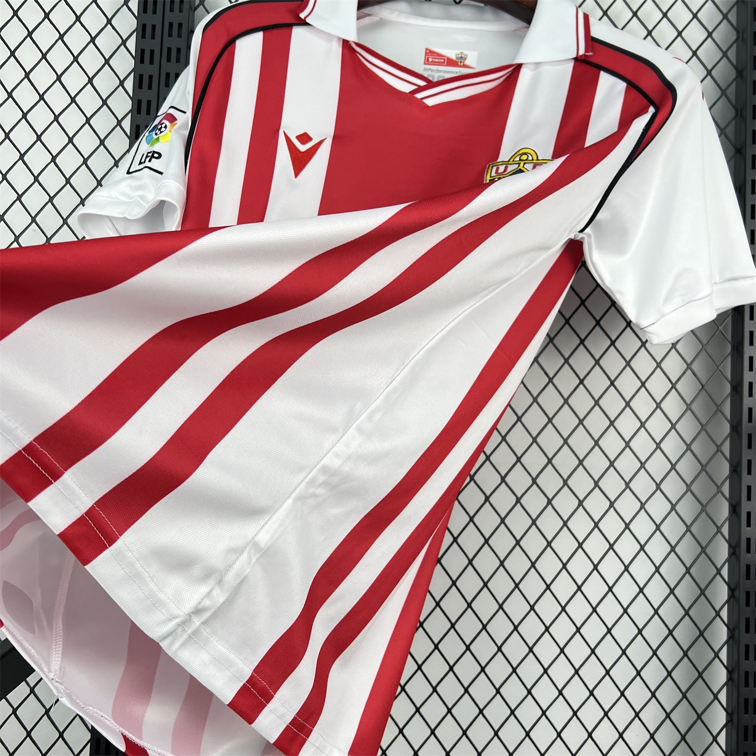 U.D. Almería 25-26 Retro Style Jersey - Fans Version - UnitedFutballJersey