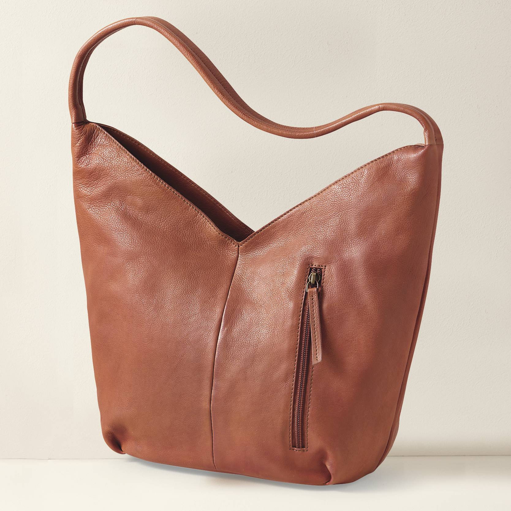 Stylish Leather Tote - Northstyle Catalog