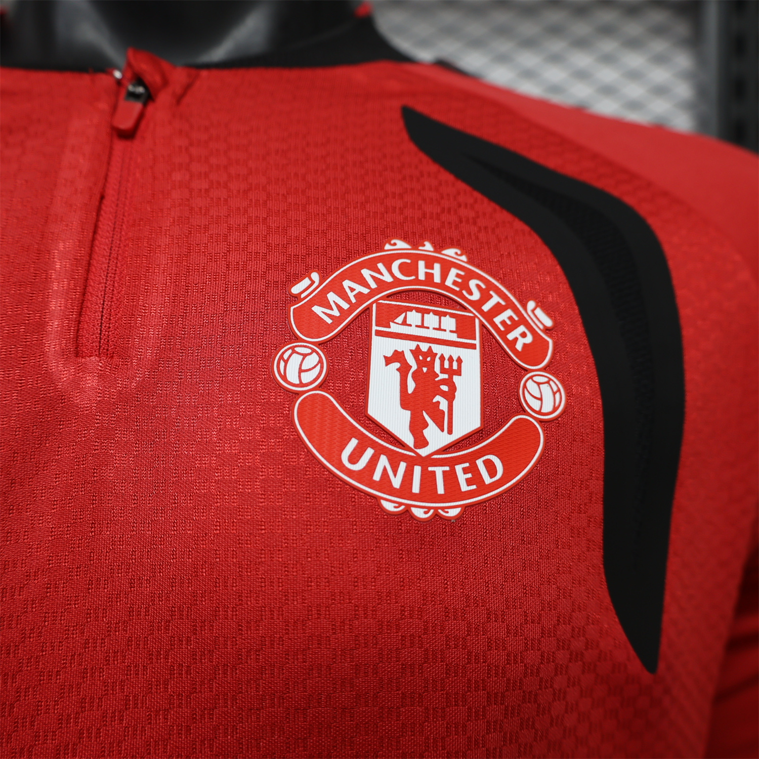 Manchester United 26-27 Red Long Sleeves Training Jersey - Player Version - UnitedFutballJersey