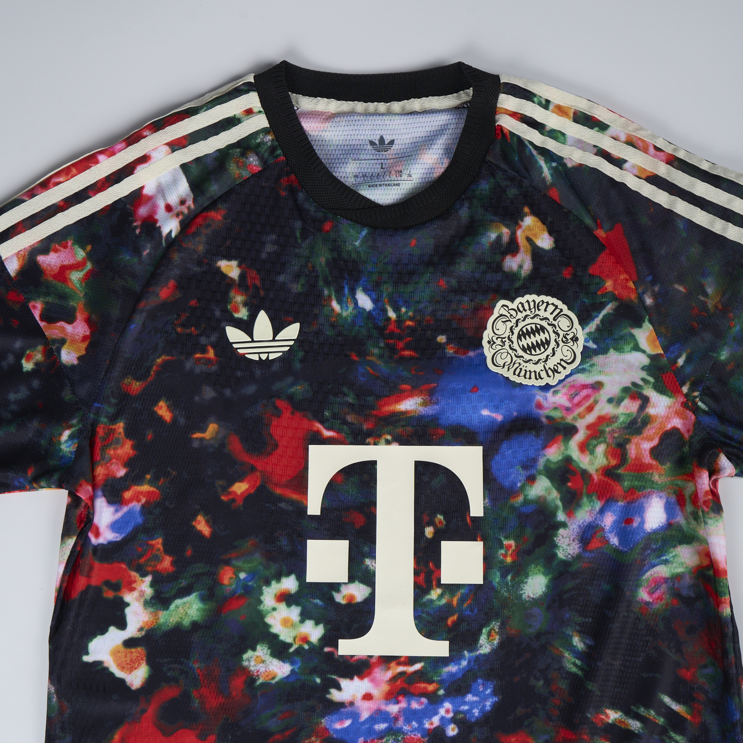 Bayern Munich 26-27 Oktoberfest Round Neck Special Jersey - Player Version - UnitedFutballJersey