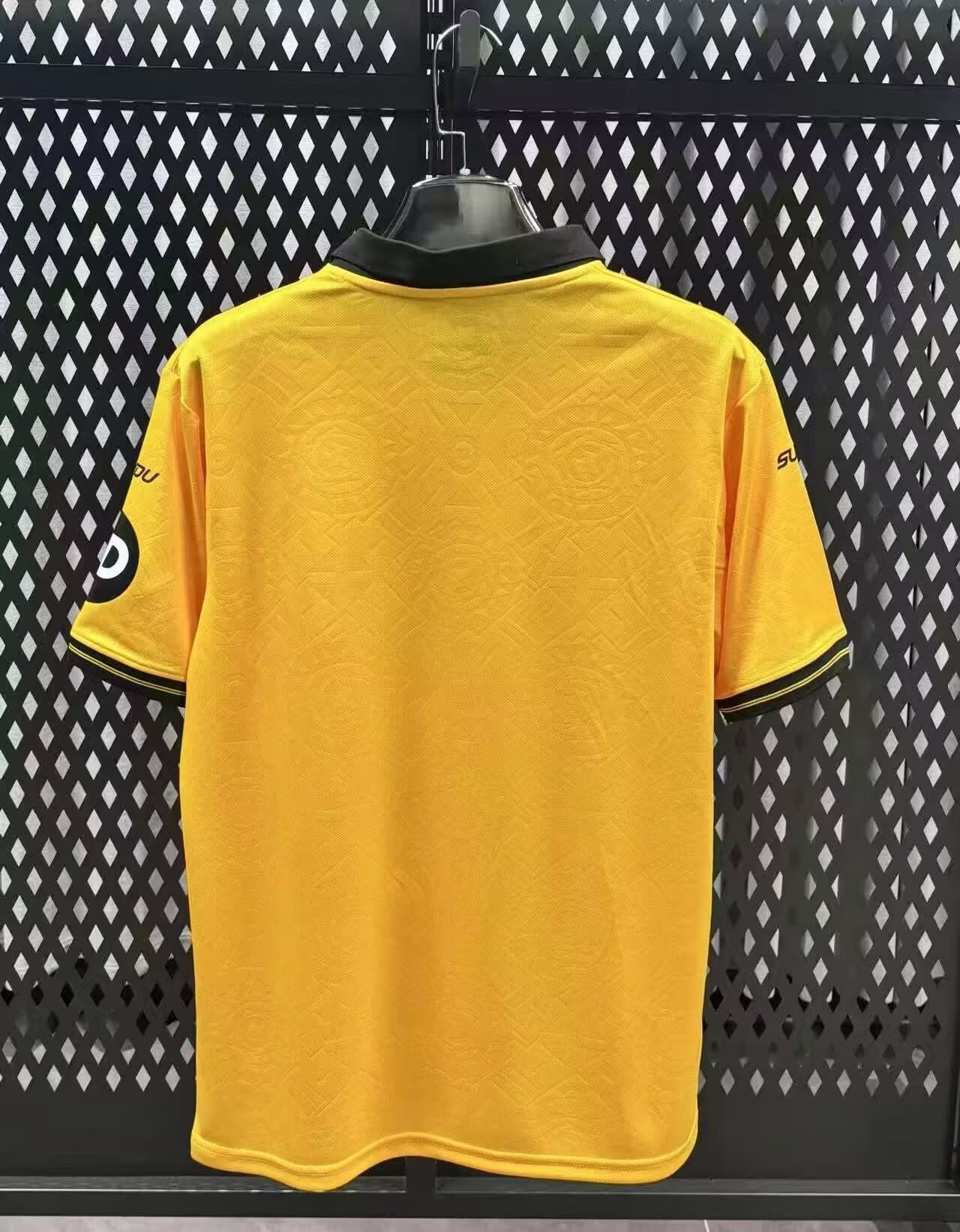 2025/2026 Wolverhampton Wanderers Home Football Shirt 1:1 Thai Quality