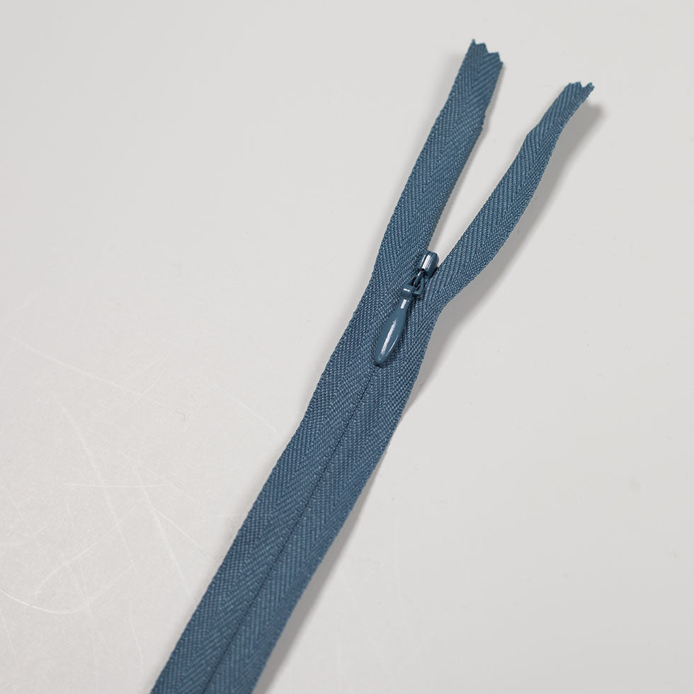 Invisible Zipper 24