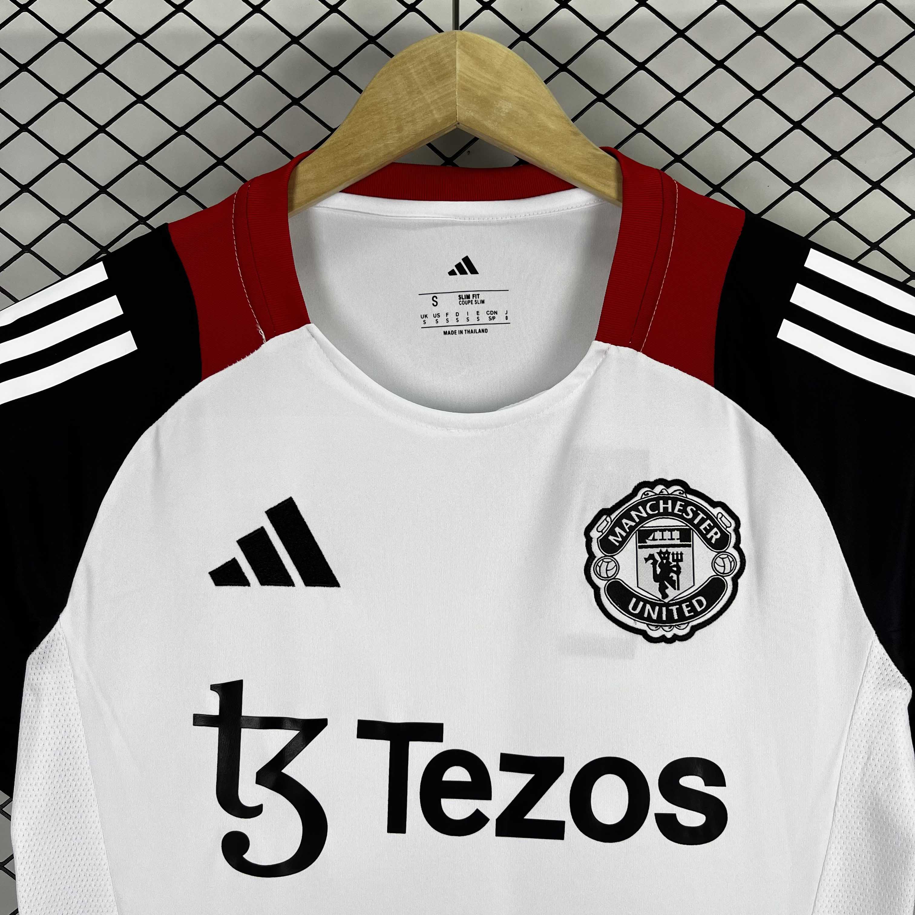 2025/2026 Manchester United Training Jersey Football Jersey 1:1 Thai quality