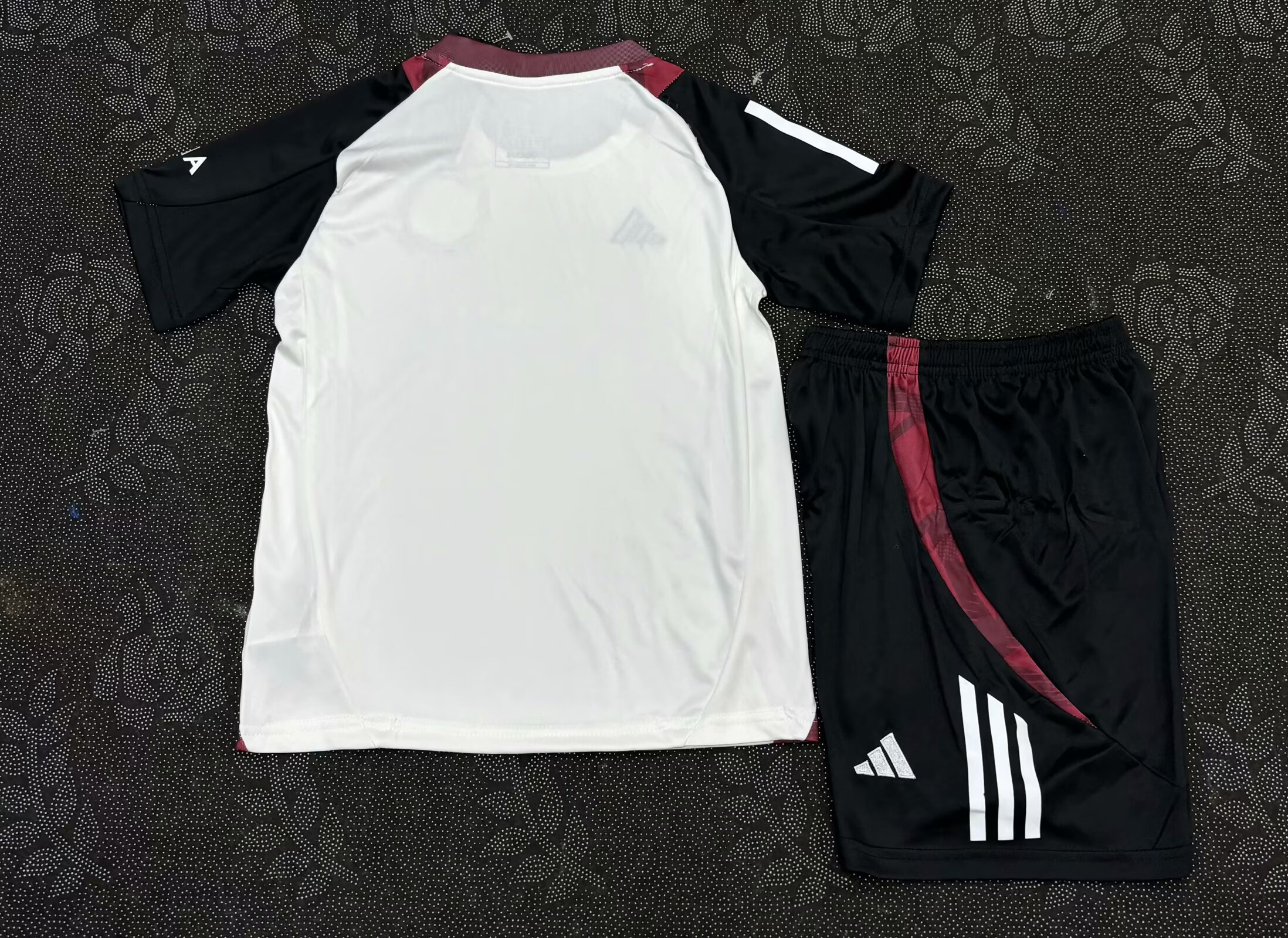 2025/2026 Manchester United Training clothes Football Shirt 1:1 Thai Quality Kids Size
