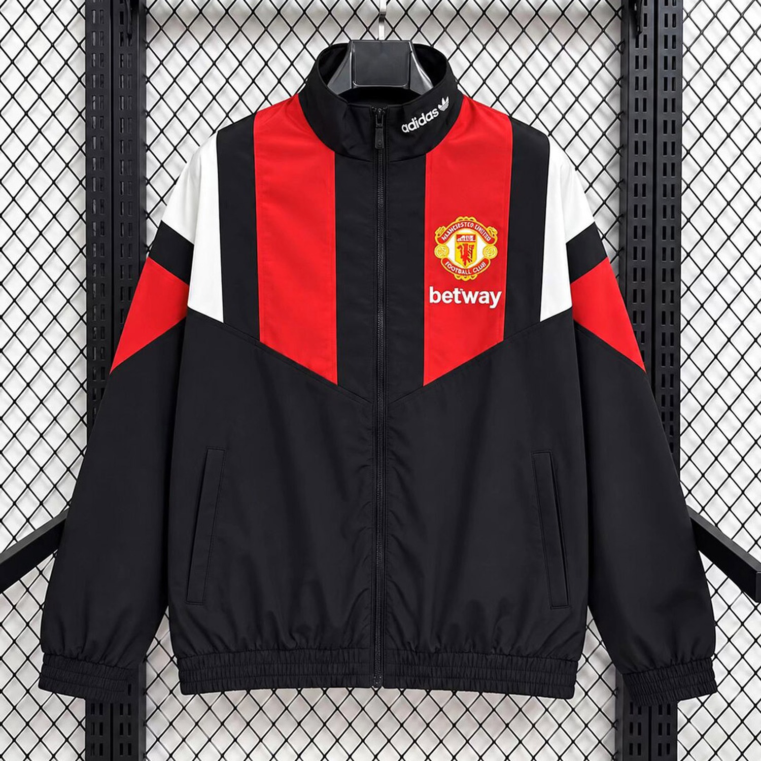 Manchester United 26-27 EQT Black Red Windbreaker Jacket - UnitedFutballJersey