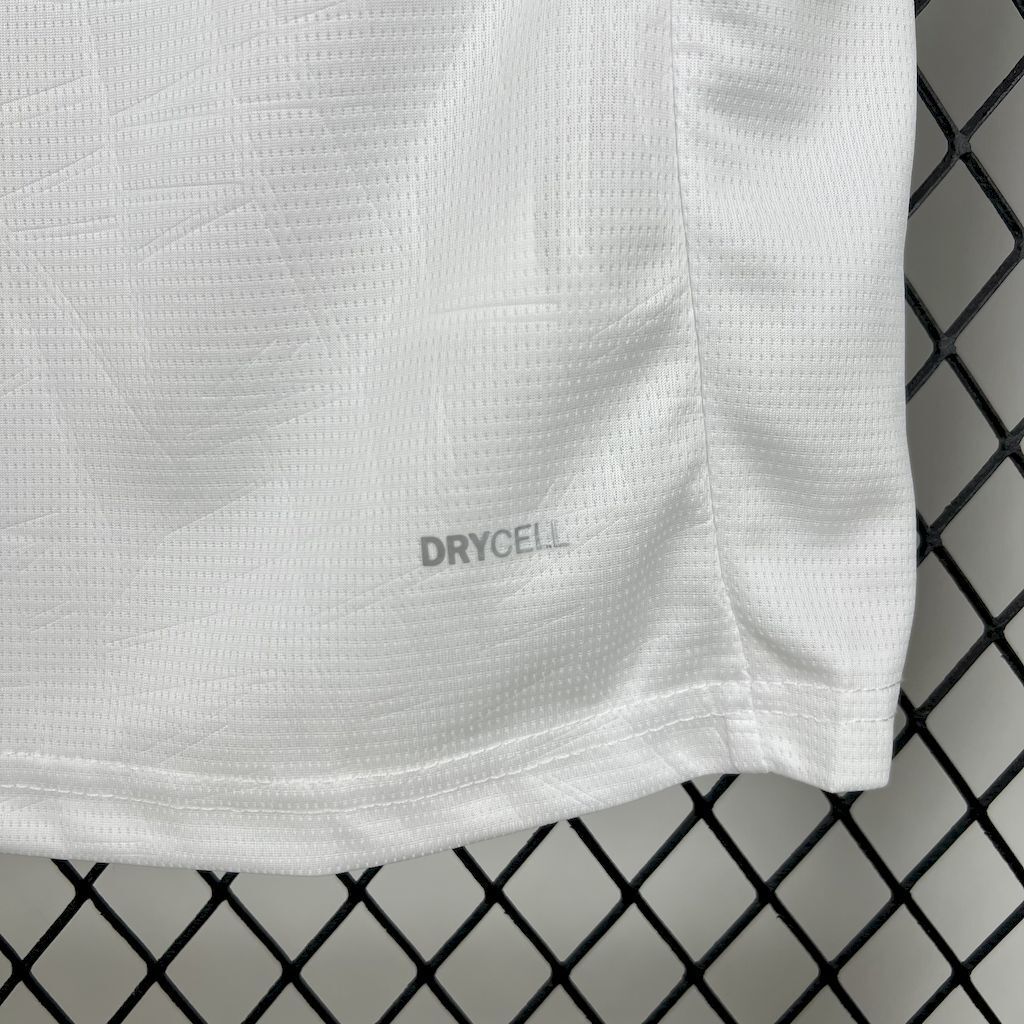 2025/2026 Valencia Home Football Shirt 1:1 Thai Quality