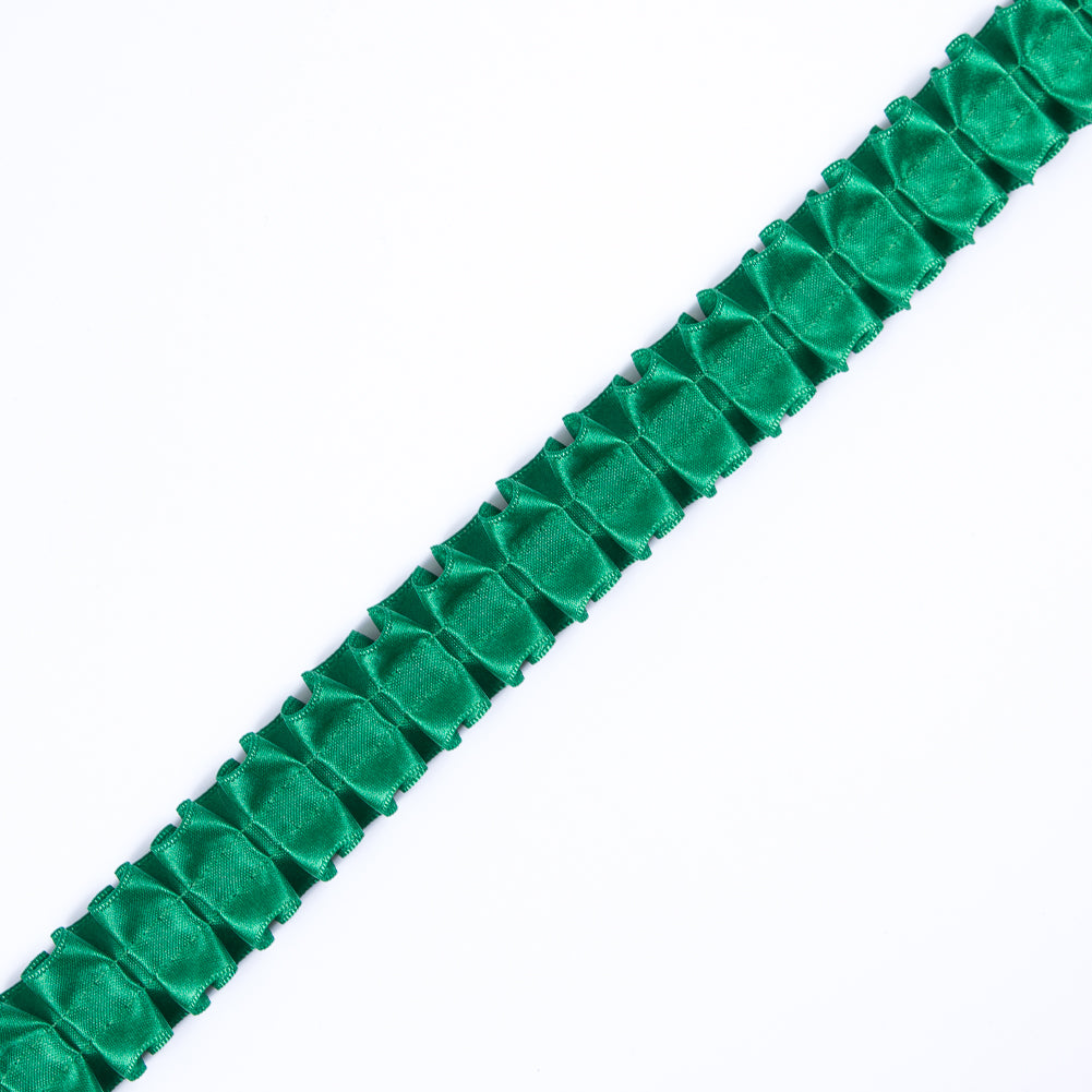 Italian Kelly Green Box Pleated Trimming - 1