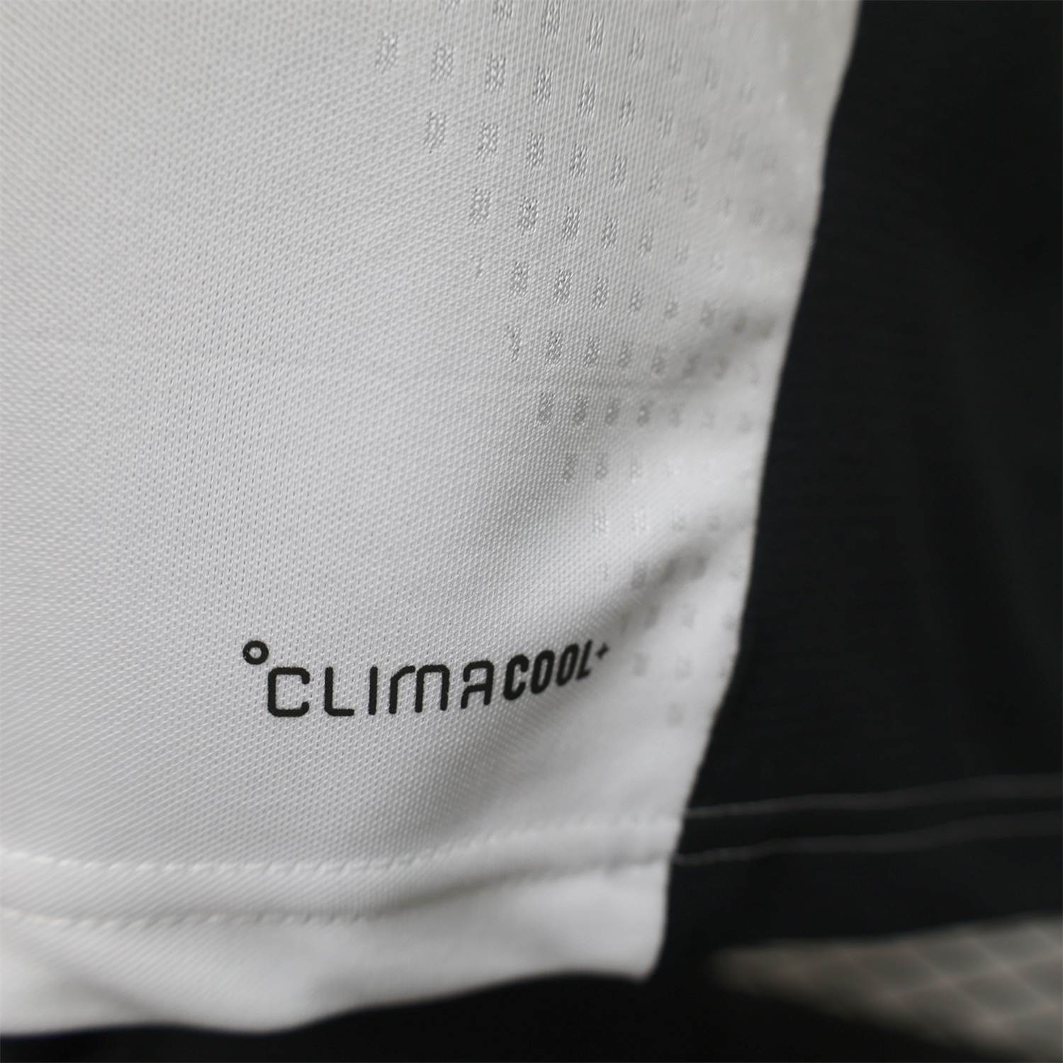 Juventus 26-27 Black Sleeves White Training Jersey - Player Version - UnitedFutballJersey