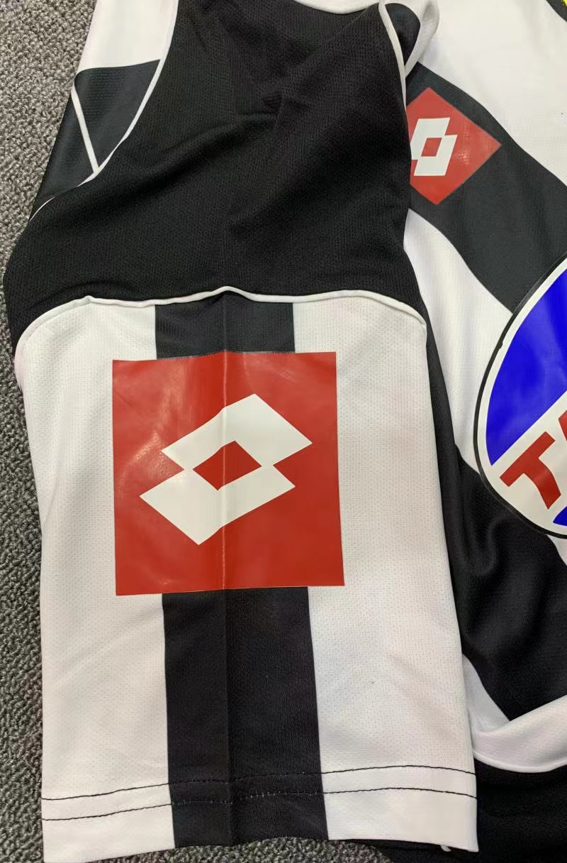 2002/2003 Retro Juventus Home Soccer Jersey 1:1 Thai Quality