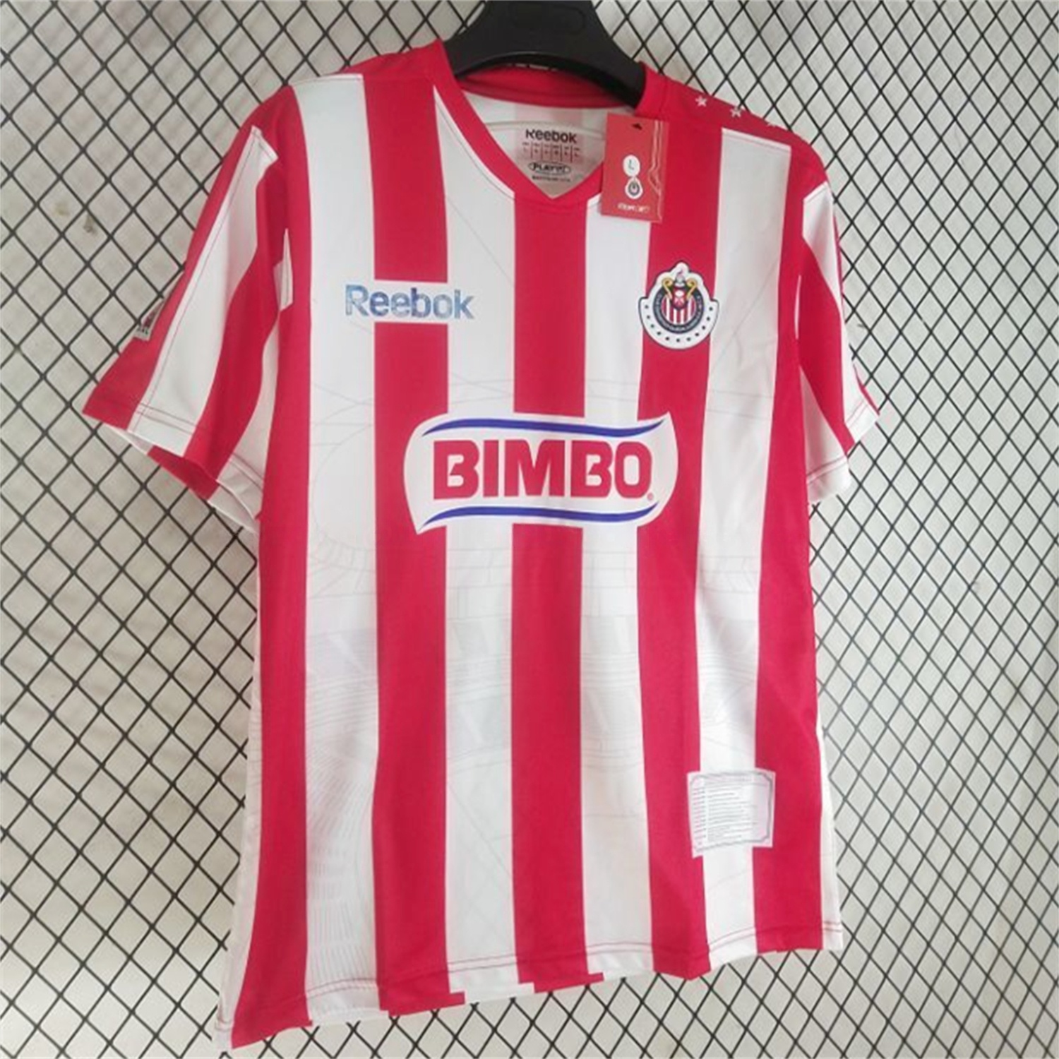 Retro Chivas de Guadalajara 2010-11 Home Jersey - UnitedFutballJersey