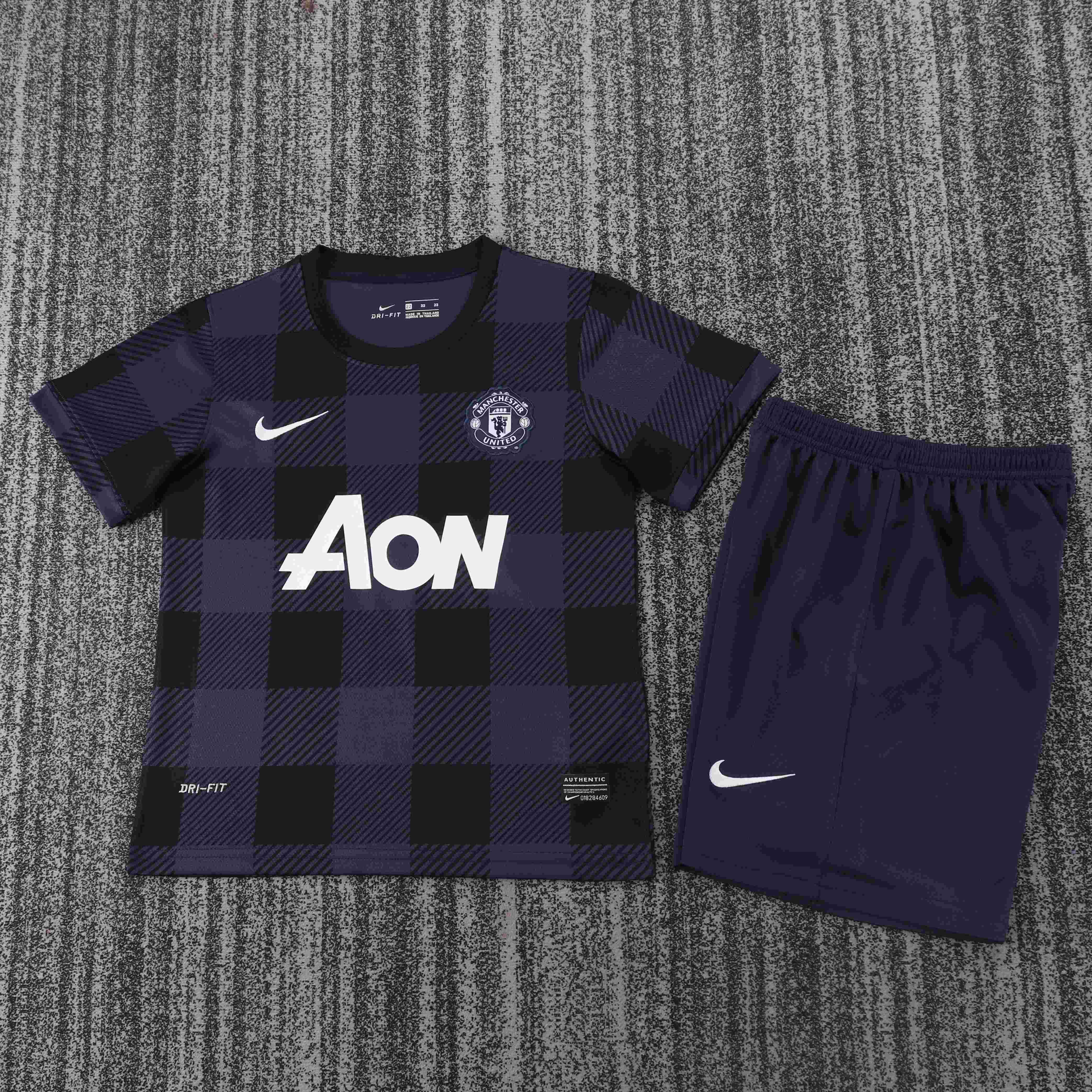 2013-2014 Retro Manchester United Away Football Shirt 1:1 Thai Quality Kids Size