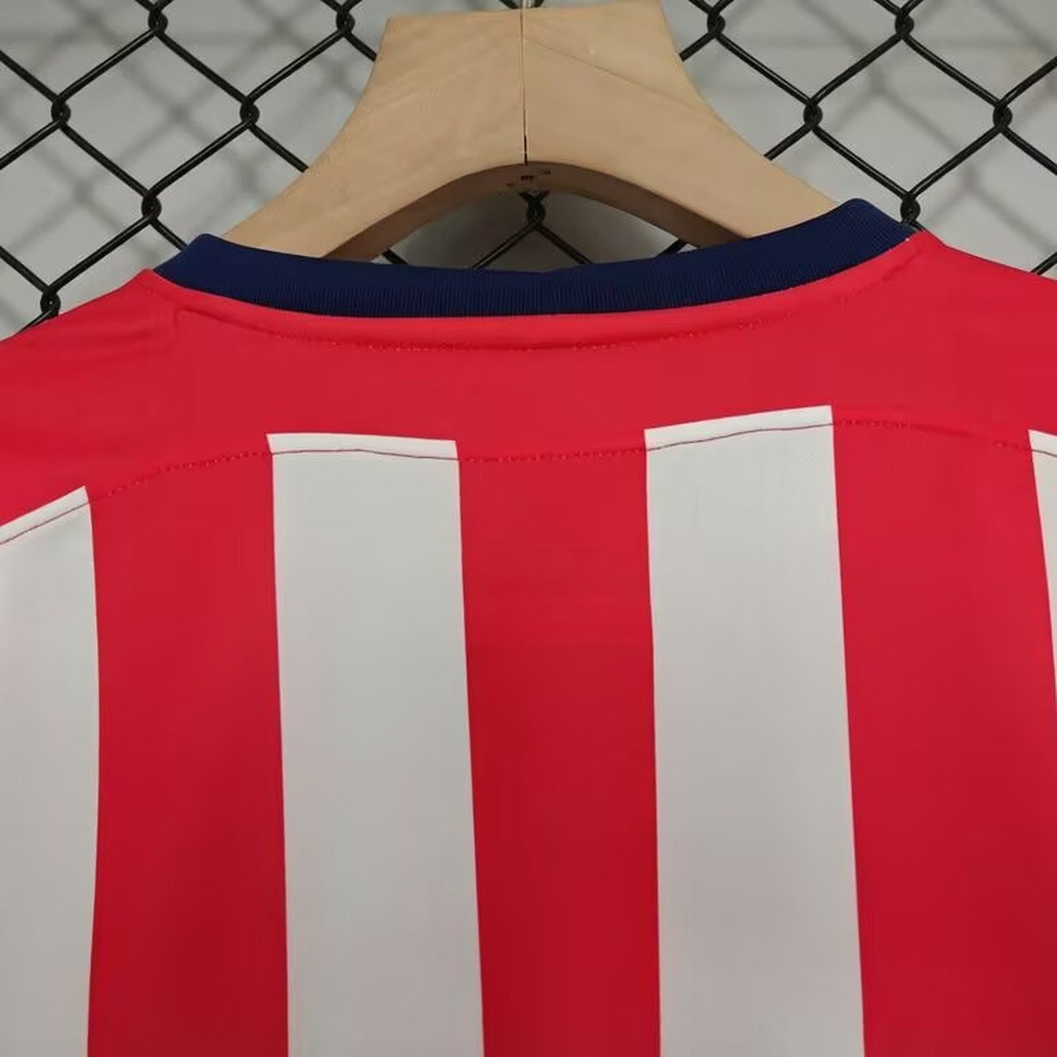 Retro Chivas de Guadalajara 2004-05 Home Long Sleeves Jersey - UnitedFutballJersey