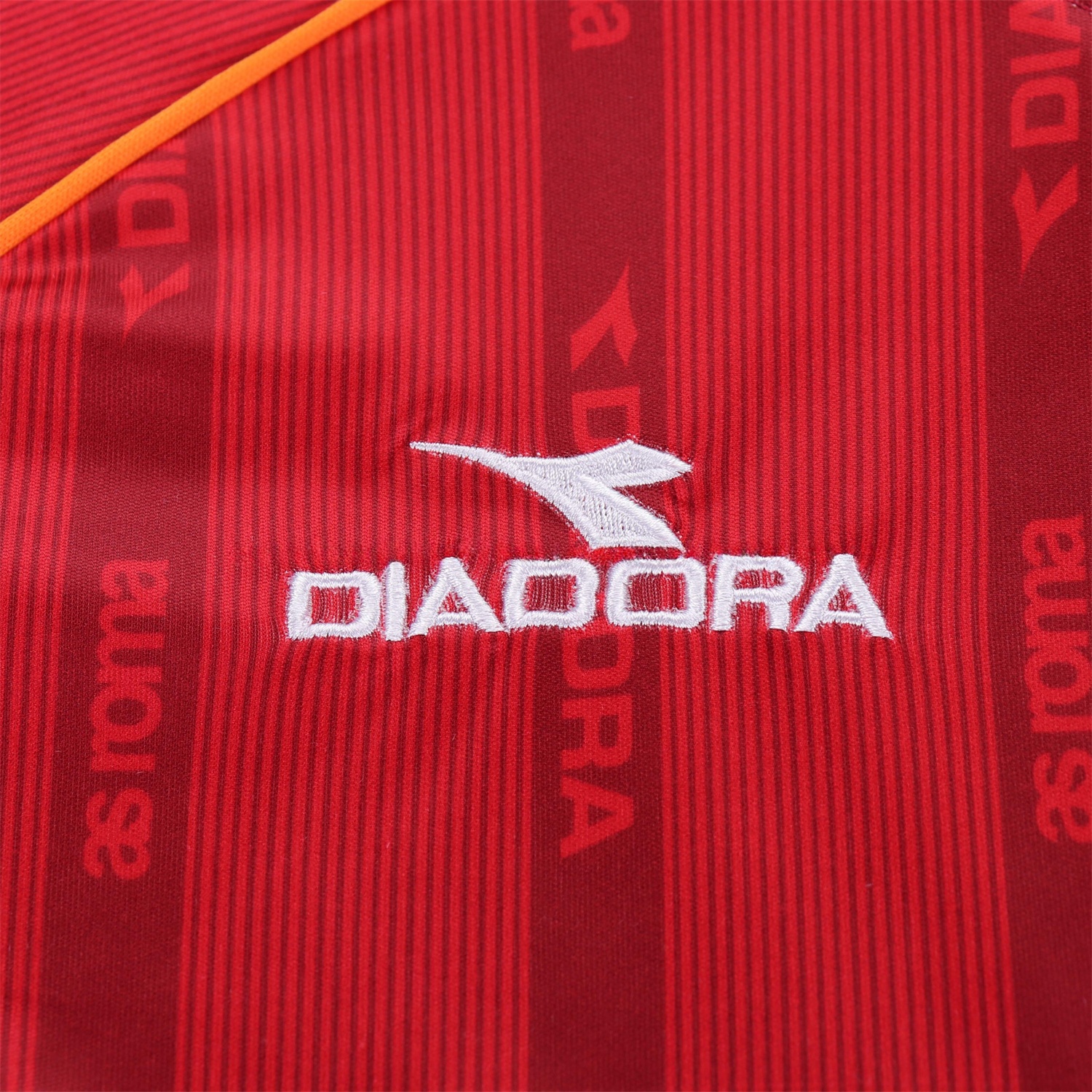 Retro Roma 1999-00 Home Kids Kit - UnitedFutballJersey