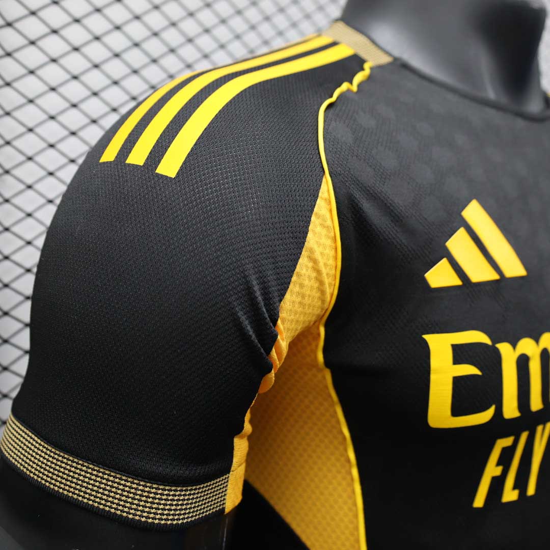 2025/2026 Player Version Real Madrid Special Edition Black and Gold Football Jersey 1:1 Thai quality