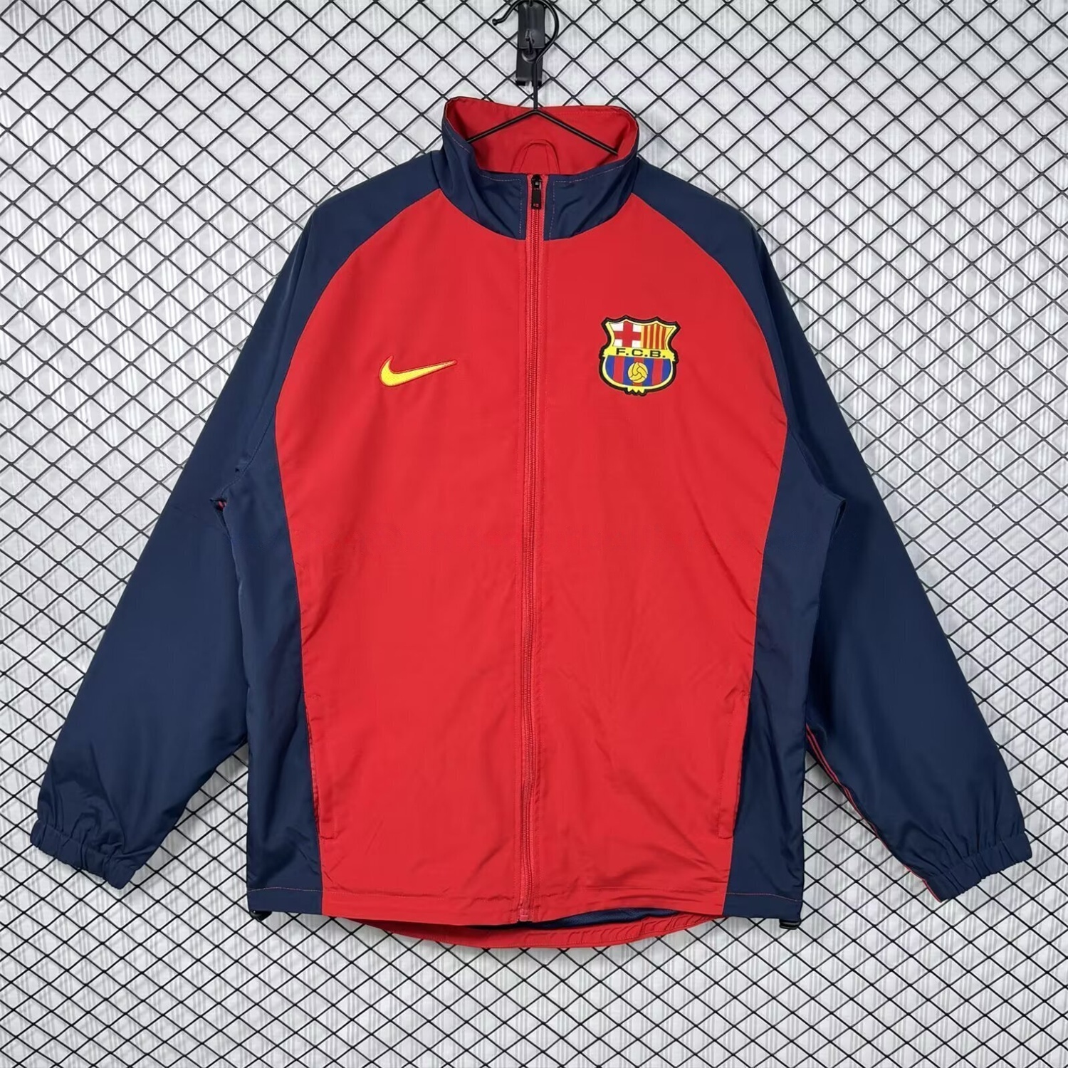 Retro Barcelona 1998-00 Home Windbreaker Jacket - Red - UnitedFutballJersey