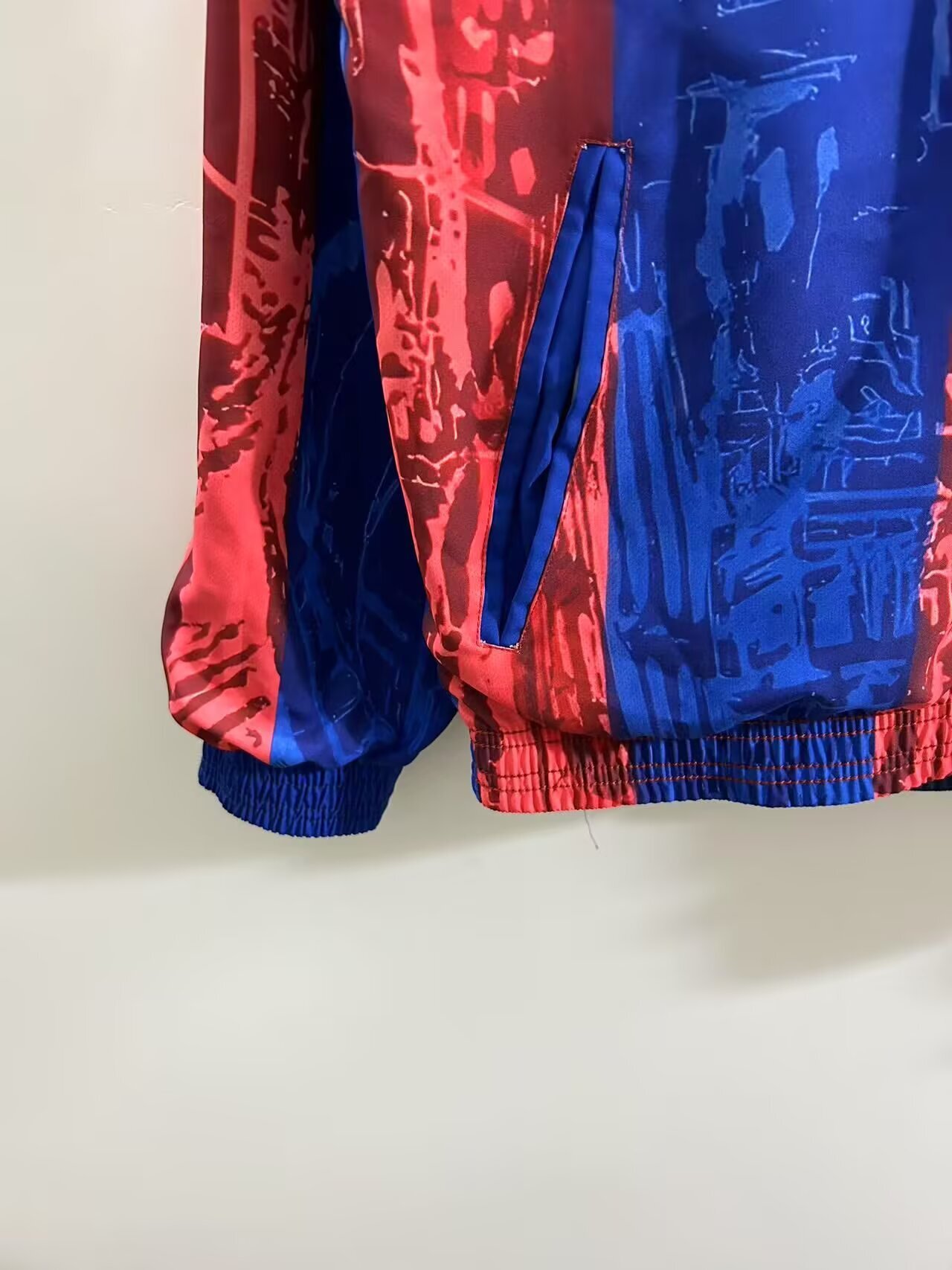 2025/2026 Barcelona Reversible Windbreaker Soccer Jersey 1:1 Thai Quality 02