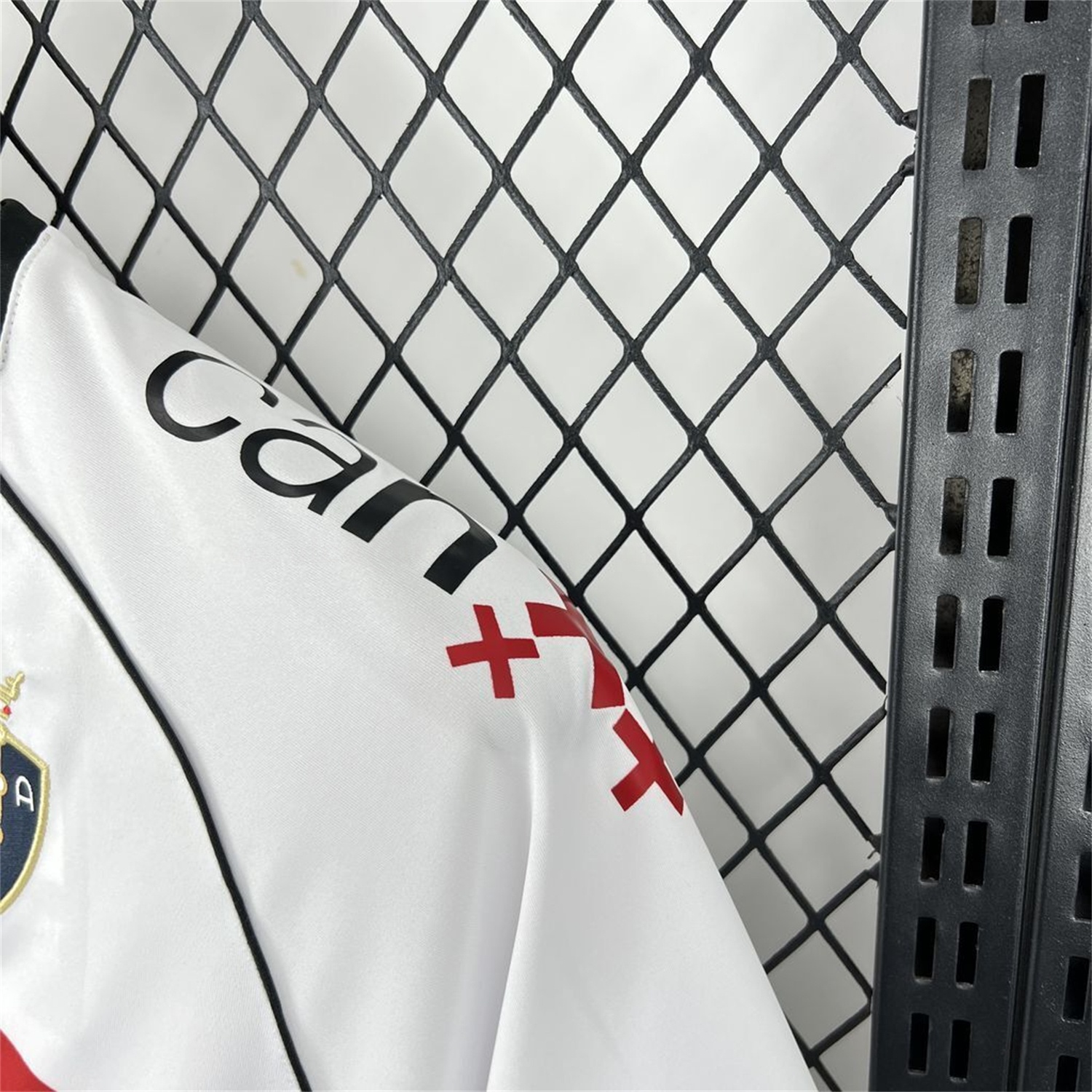 Retro Osasuna 2000-01 Away Jersey - UnitedFutballJersey