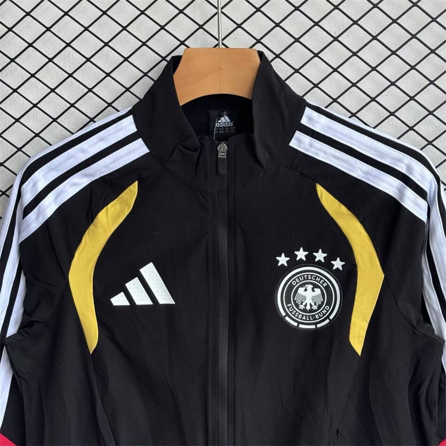 Germany 2026 Windbreaker Training Set - Black Red Top and Pants - UnitedFutballJersey