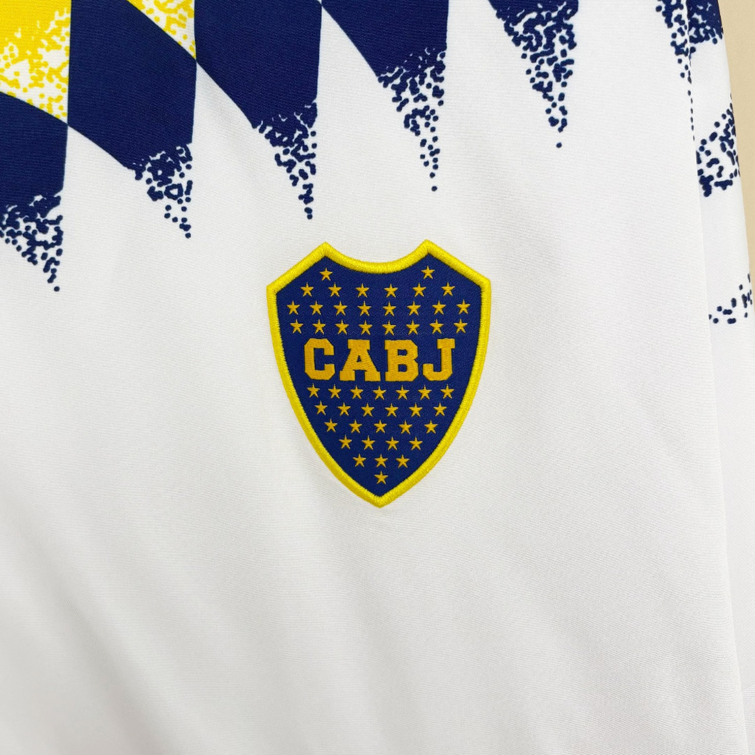 Boca Juniors 26-27 White Blue Yellow Travel Windbreaker Jacket - UnitedFutballJersey