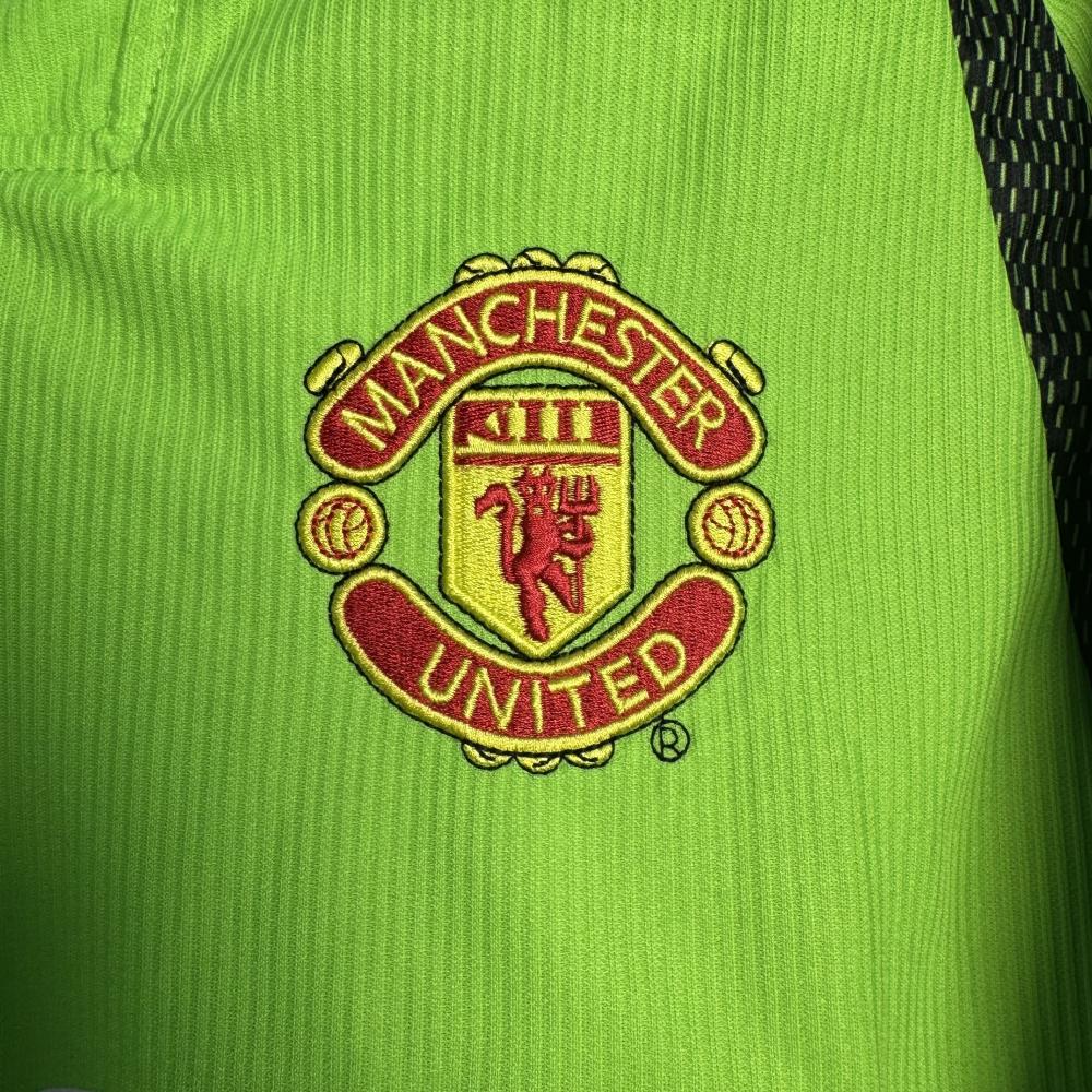 1998-1999 Retro Long Sleeve Manchester United Goalkeeper Football Shirt 1:1 Thai Quality