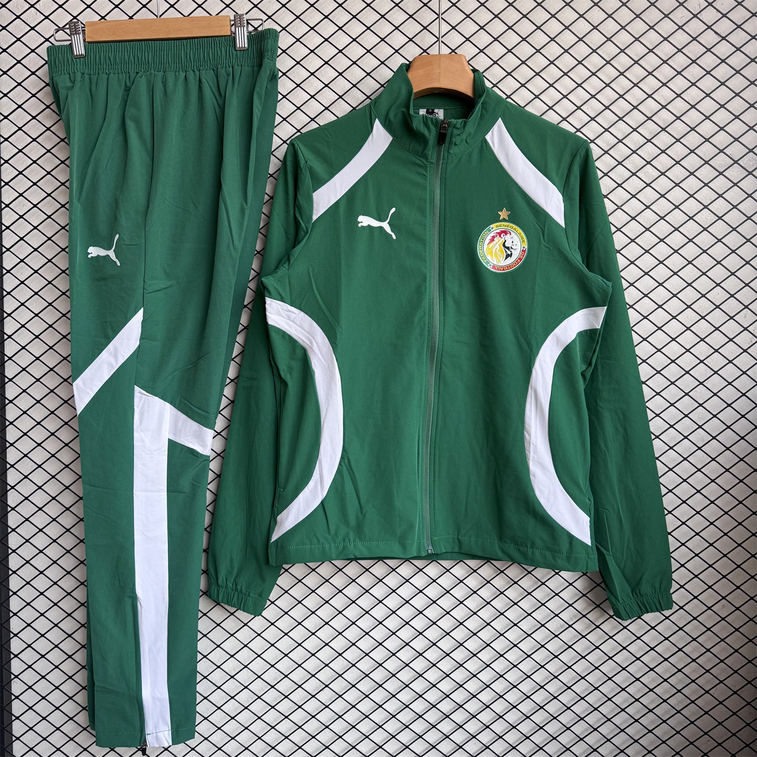 Senegal 2026 Windbreaker Training Set - Green Top and Pants - UnitedFutballJersey