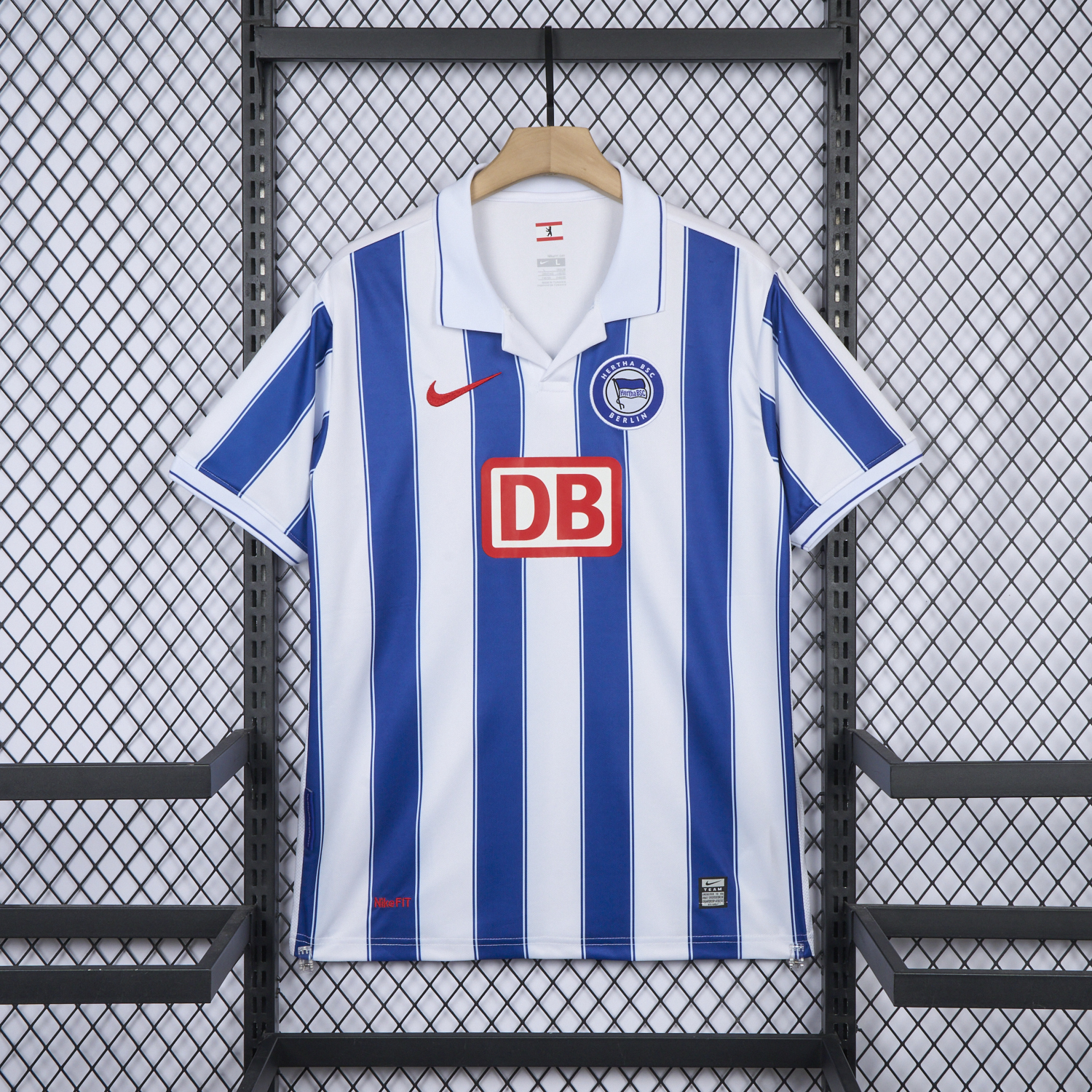 Retro Hertha BSC 2009-10 Home Jersey - UnitedFutballJersey