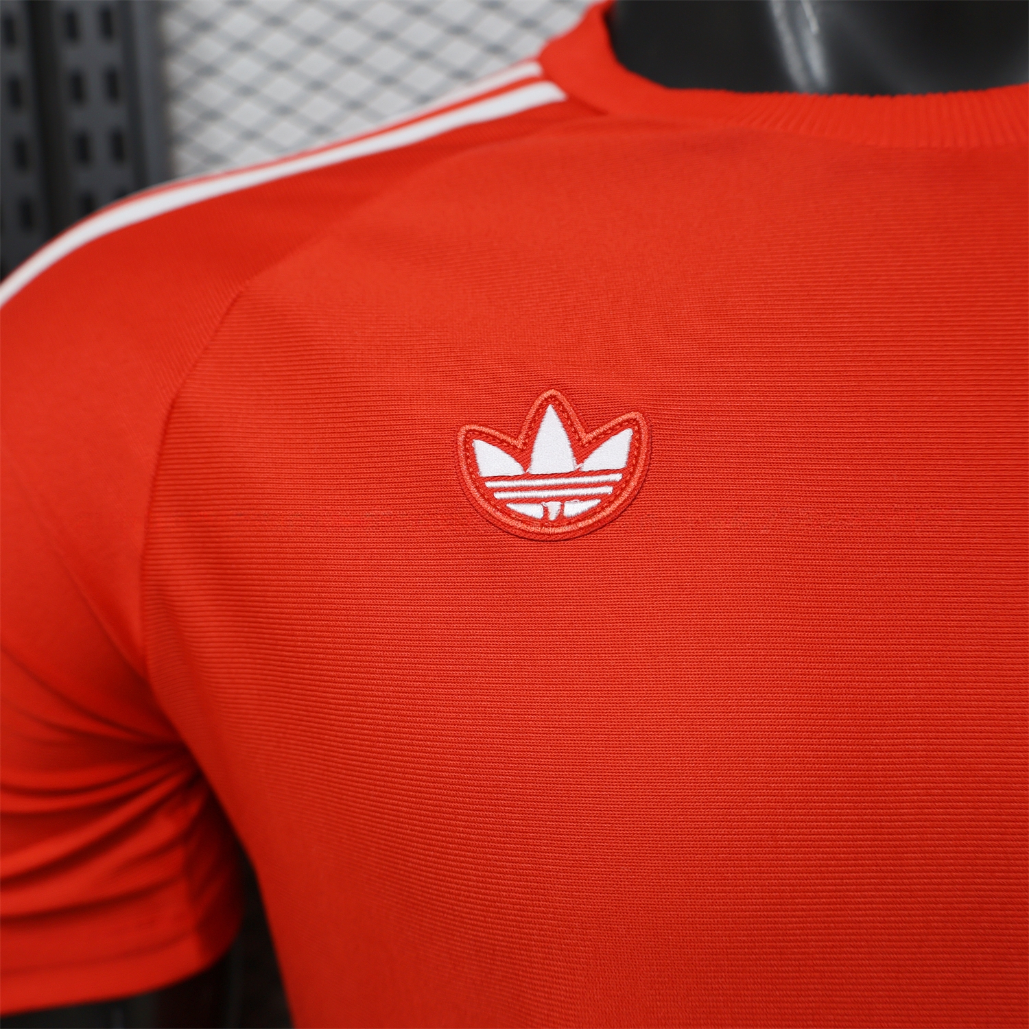 Liver.pool 25-26 Terrace Icon Retro Casual Style Red Jersey - Player Version - UnitedFutballJersey