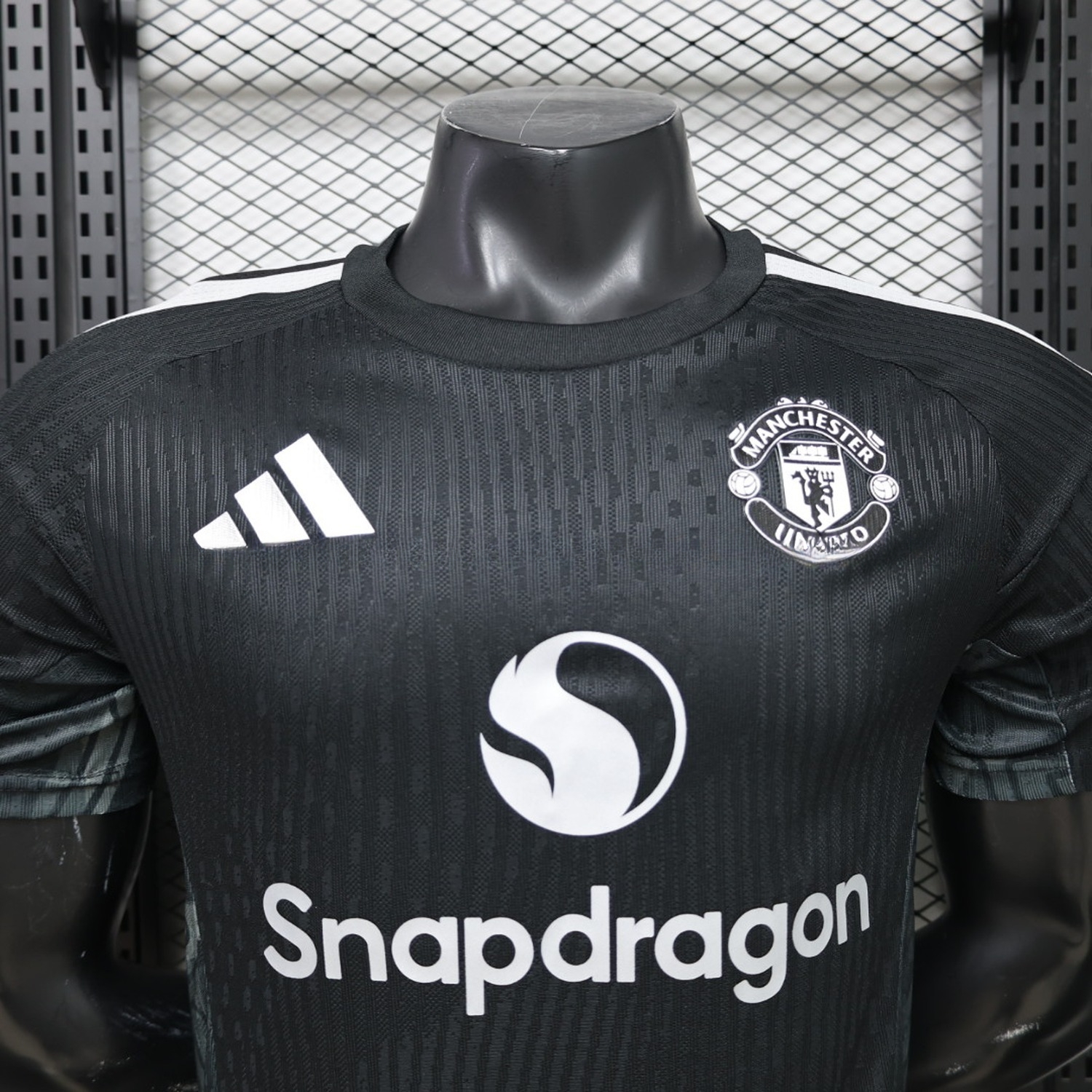 Manchester United 26-27 Goalkeeper Black Jersey - Player Version - UnitedFutballJersey