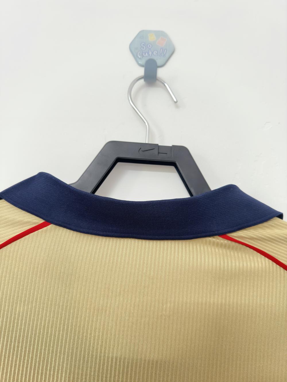 2001/2002 Retro Arsenal Away Football Shirt 1:1 Thai Quality