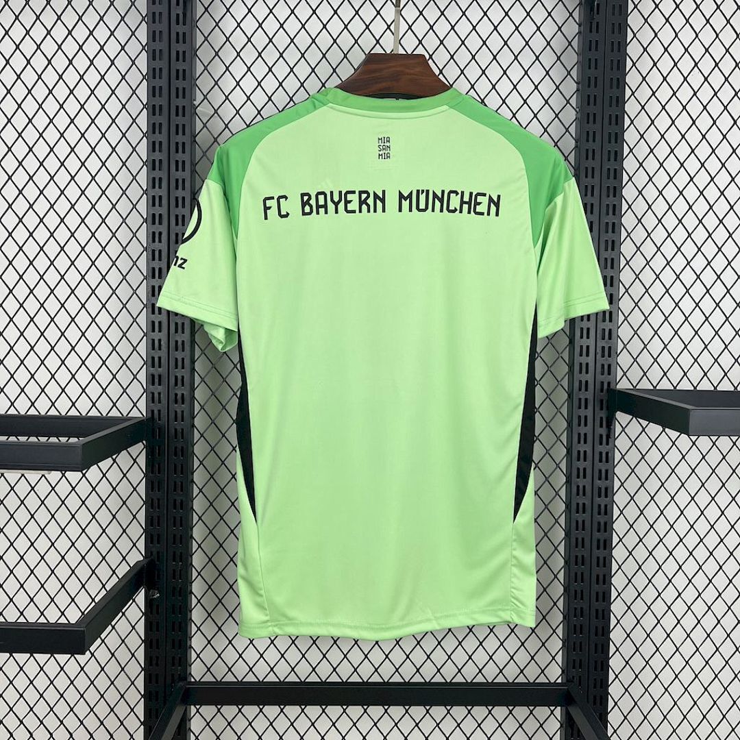 2025/2026 Bayern Munich Training Football Jersey 1:1 Thai Quality