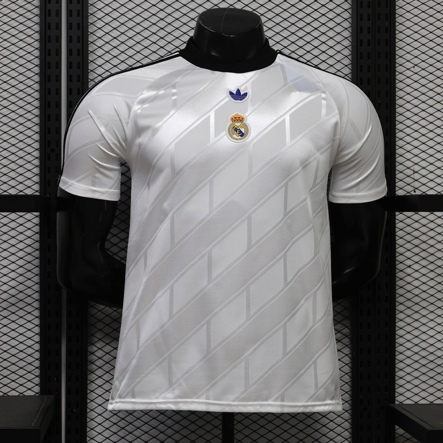Real Madrid 26-27 White Black Retro Style Casual Jersey - Player Version - UnitedFutballJersey