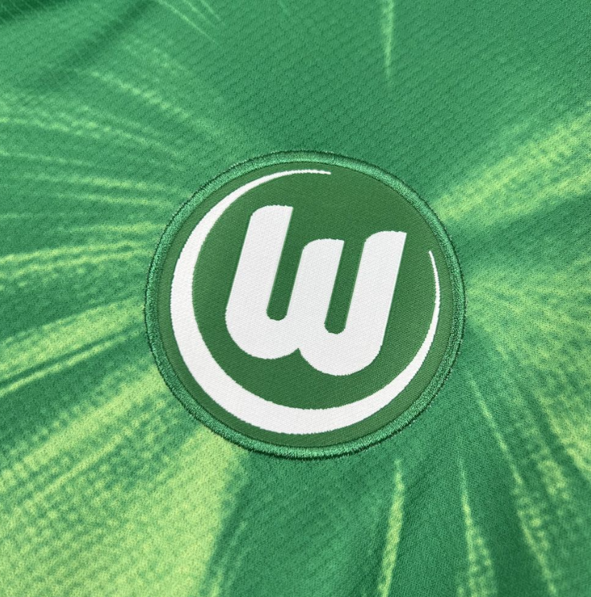 2025/2026 VfL Wolfsburg Home Football Shirt 1:1 Thai Quality