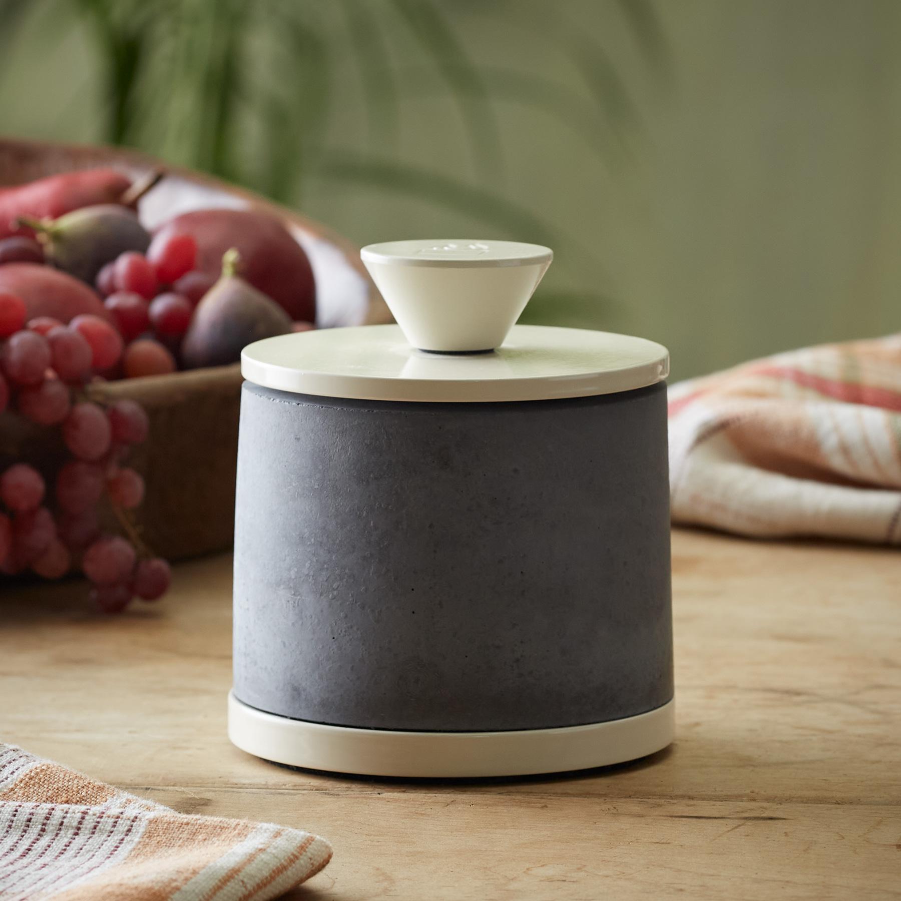 Tabletop Fire Pit With Snuffing Lid - Blair Catalog